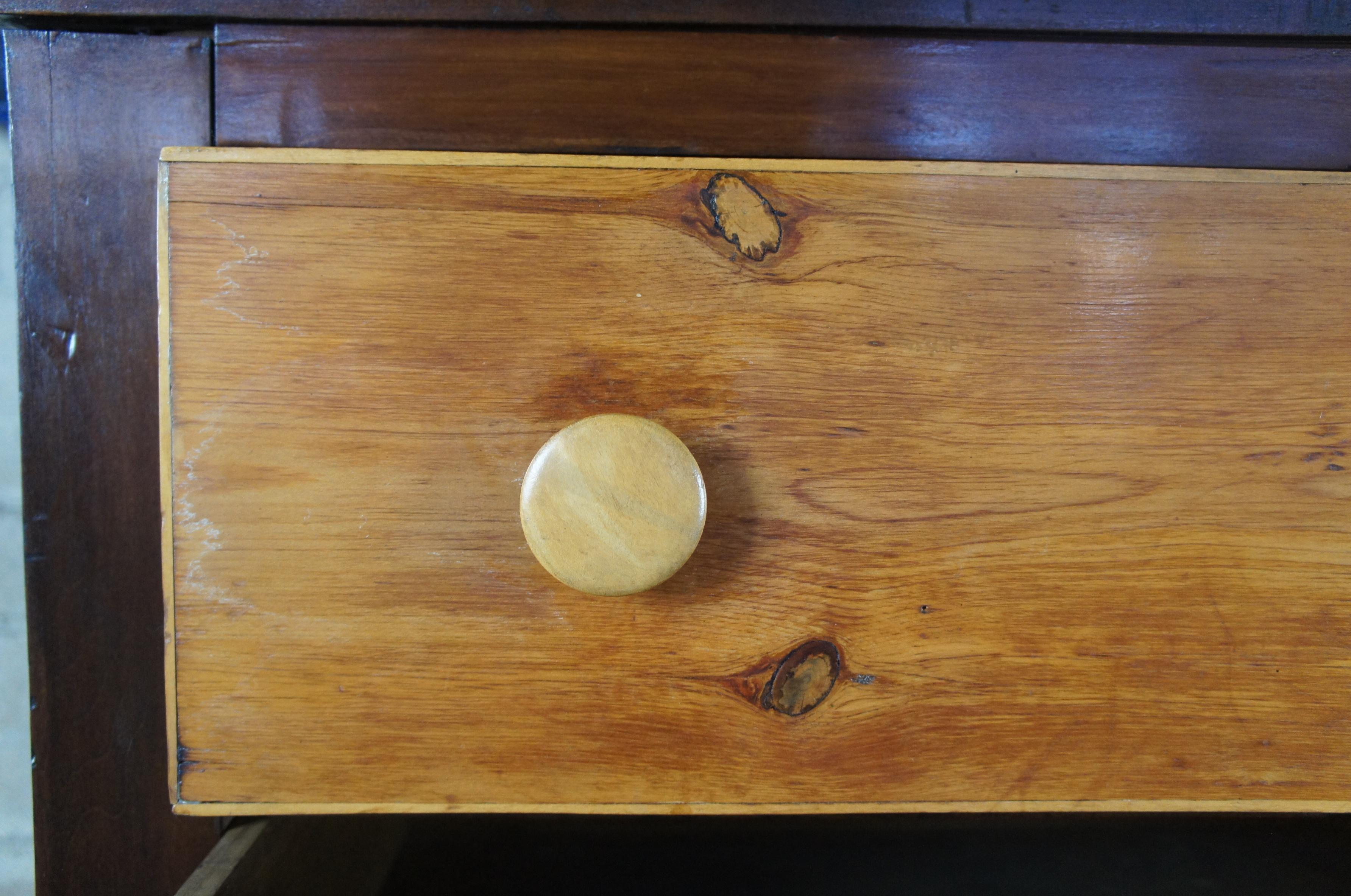 Early American Antique Pine 4-Drawer Tallboy Chest Rustic Primitive Dresser In Good Condition In Dayton, OH