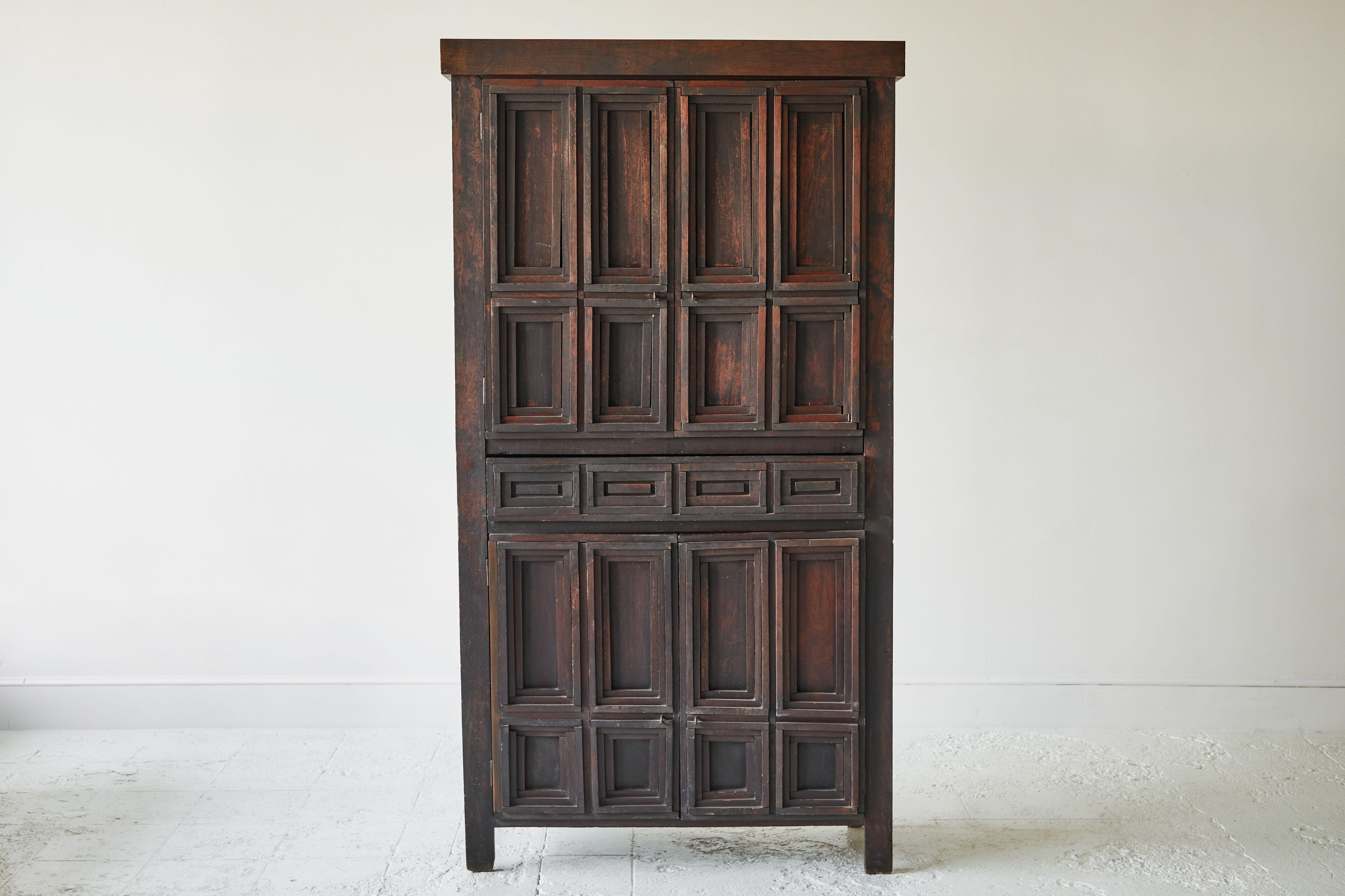 Wood Early American Arts & Crafts Cabinet