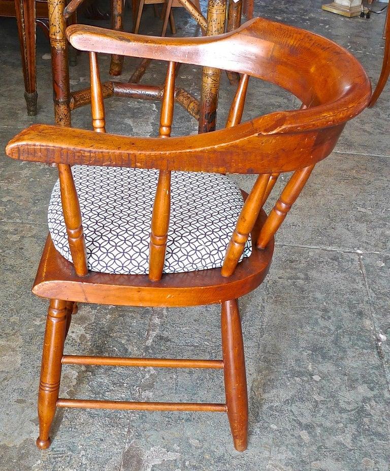 Early American Arts & Crafts Oak Armchair with Cushion In Distressed Condition For Sale In Santa Monica, CA