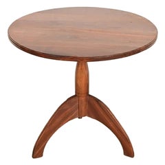 Early American Bench Made Sculpted Solid Walnut Pedestal Tea Table or Side Table