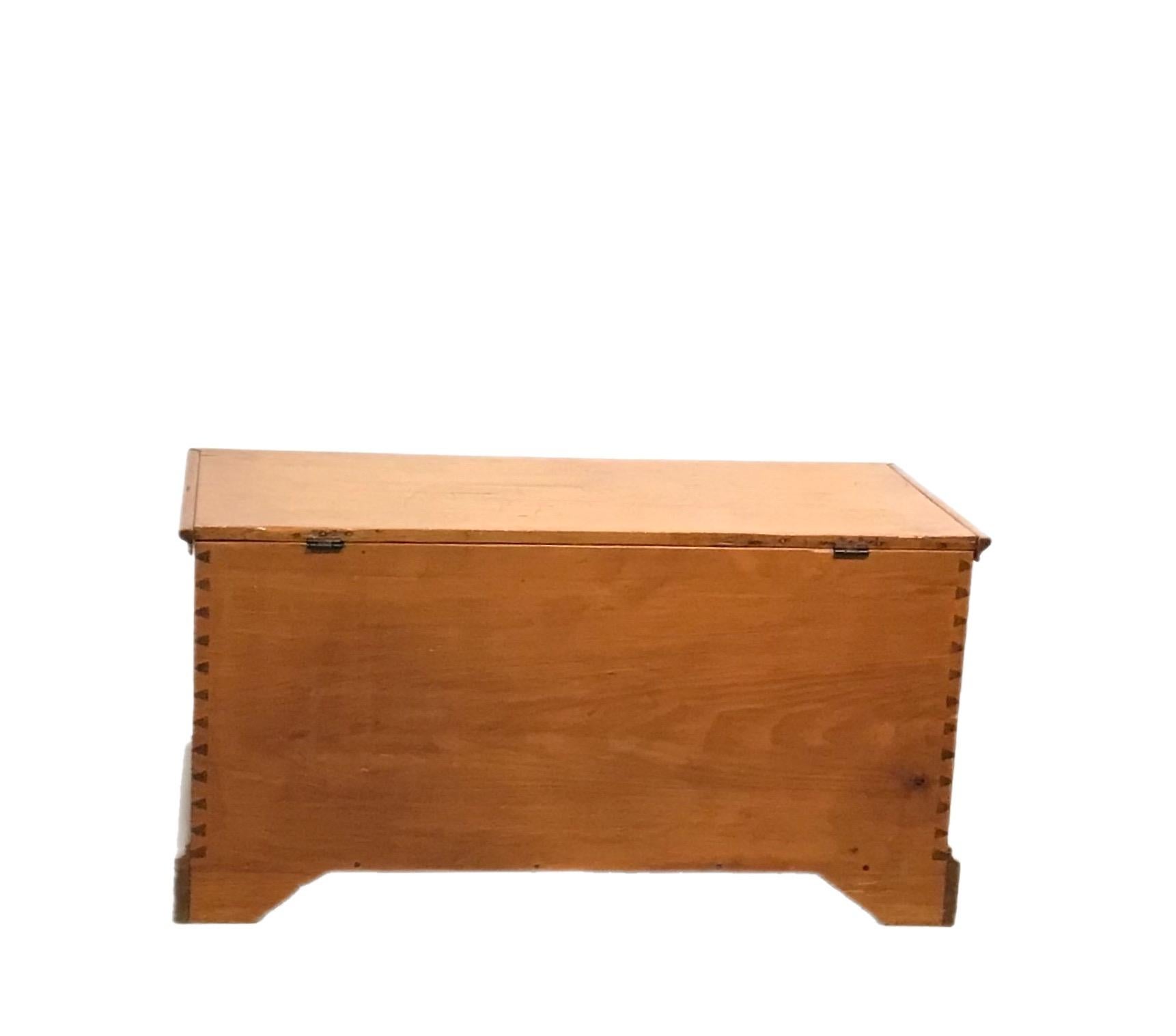 19th Century Early American Blanket Chest For Sale