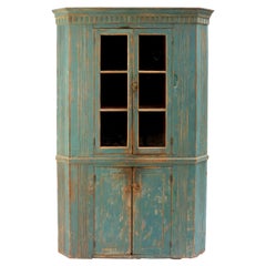 Credenza angolare americana dipinta di blu
