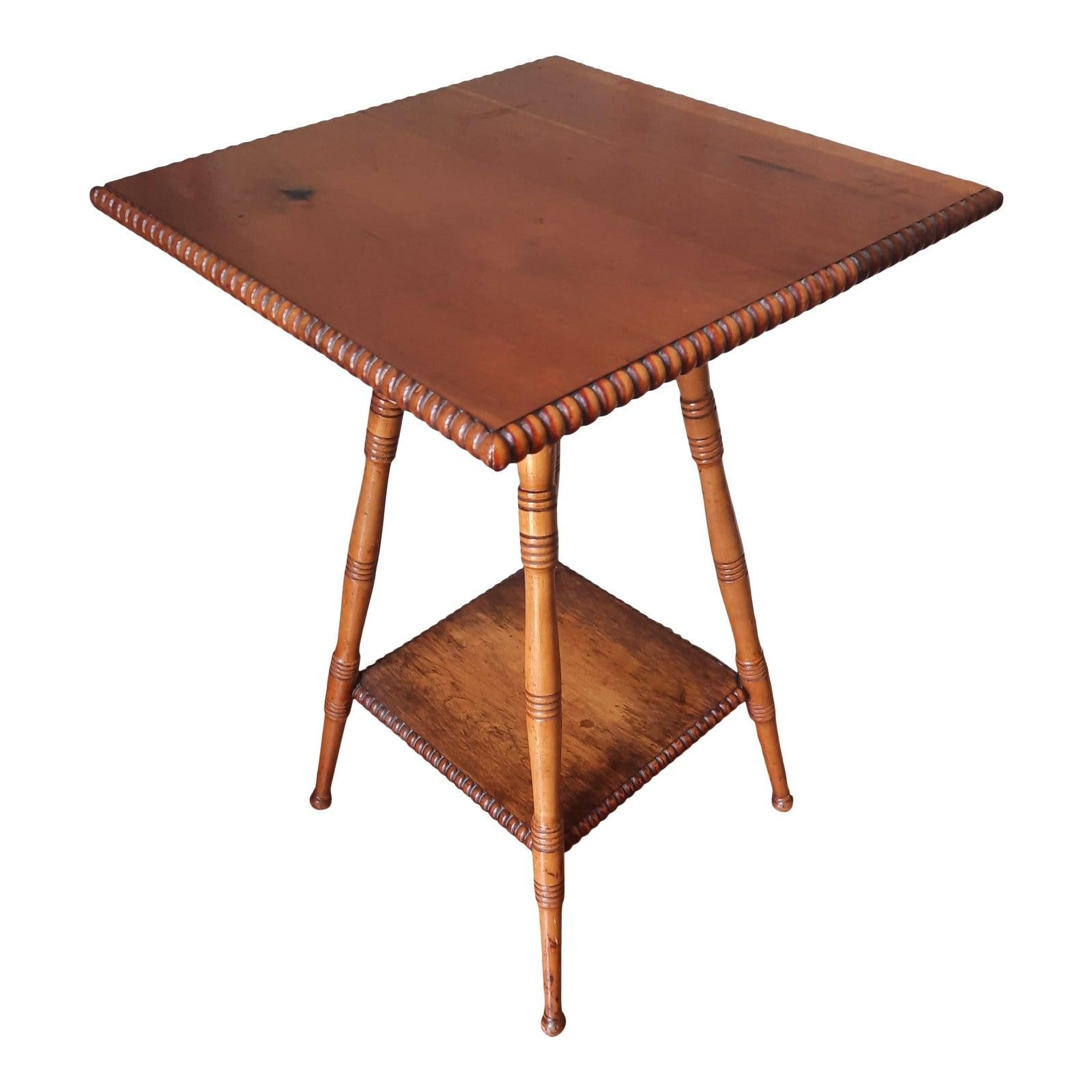 Early American Bobbin Leg Parlor Accent Table For Sale