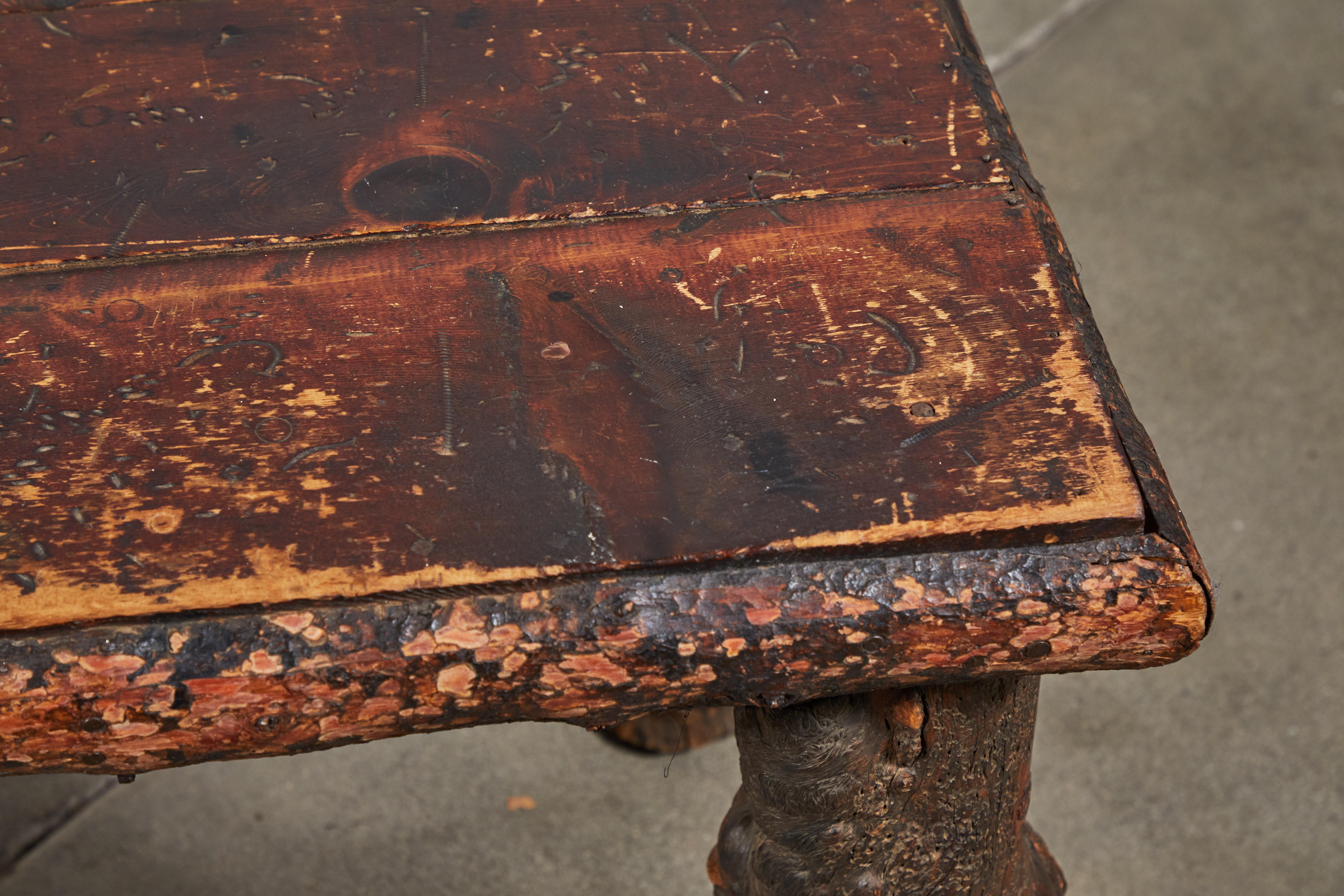 Early American Burled Wood Table 9