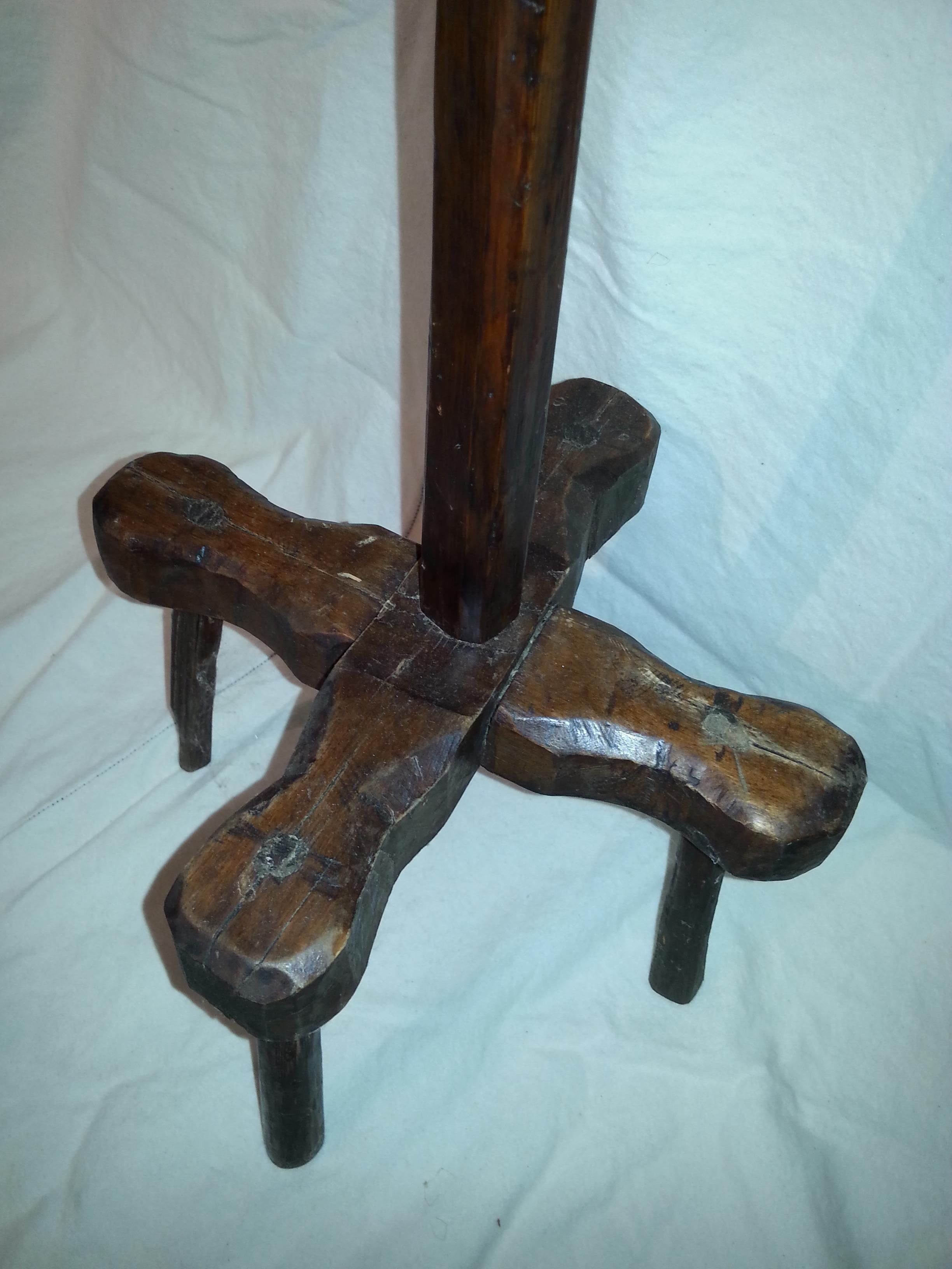Early American Candle Stand For Sale 1