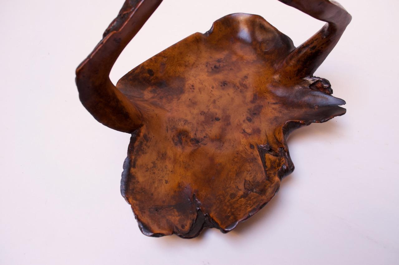 Cesta Americana Antigua de Burl Tallado en venta 3