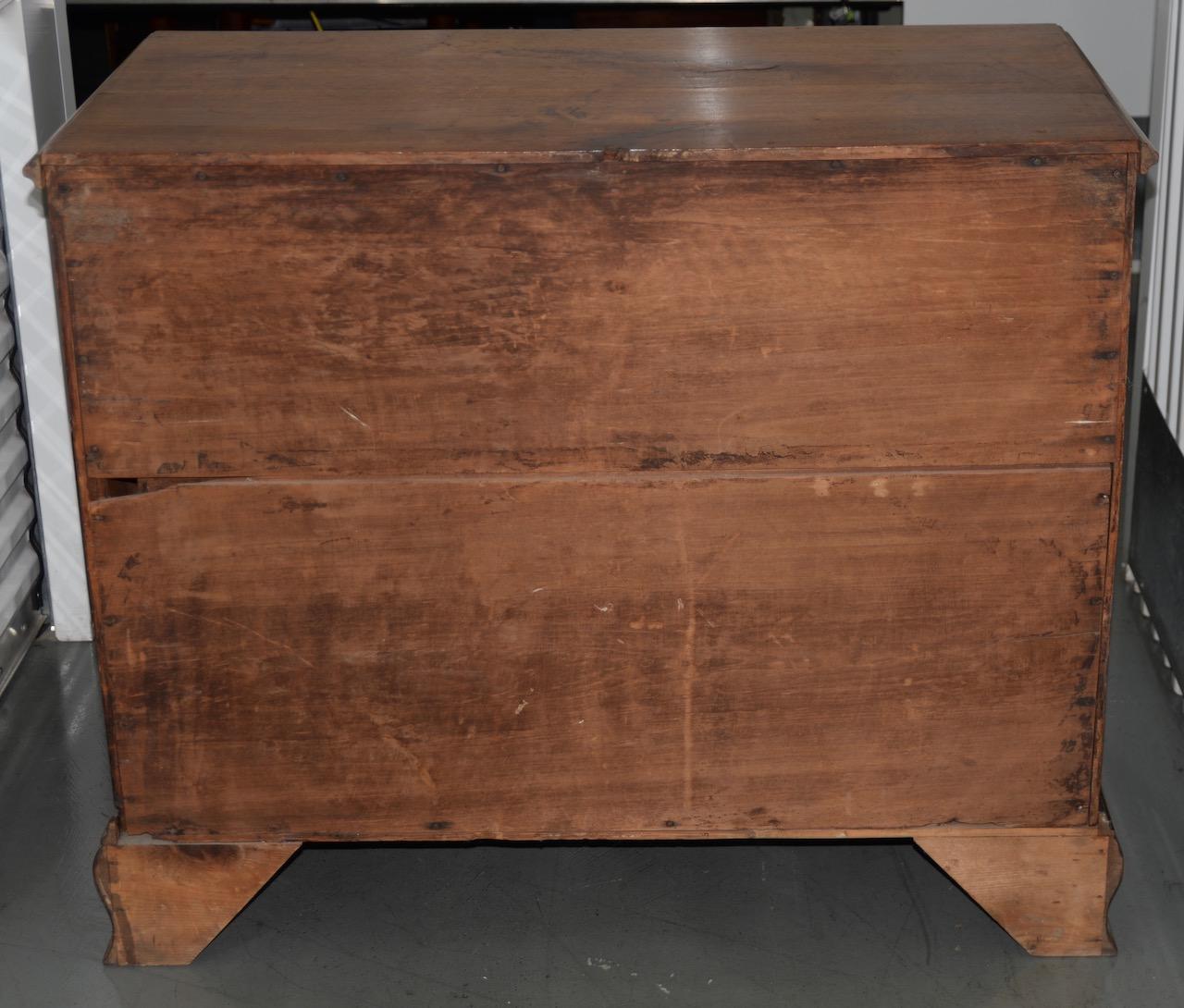 Early American Chippendale Period Maple Chest of Drawers For Sale 5