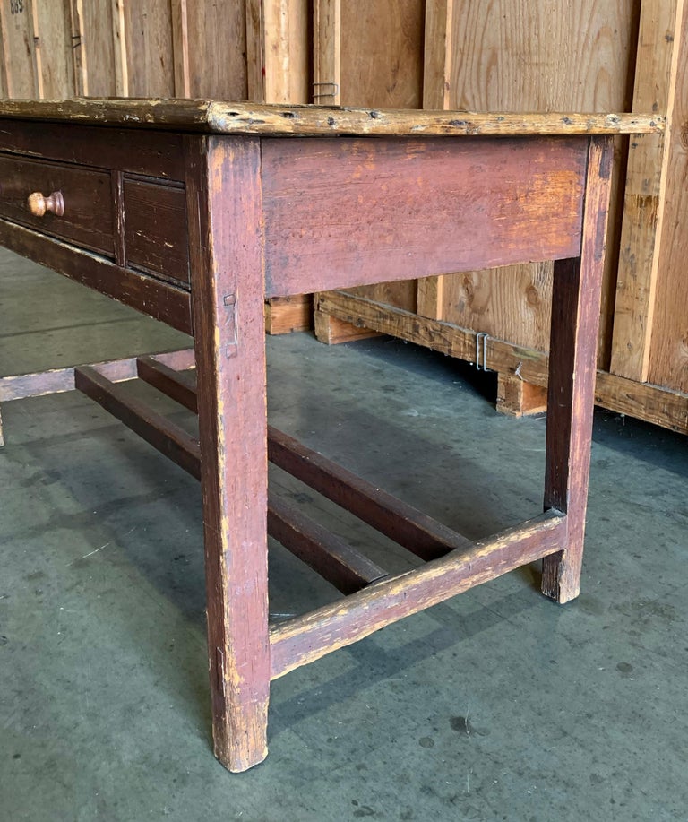 Early American Console Table in Dark Brown For Sale 2