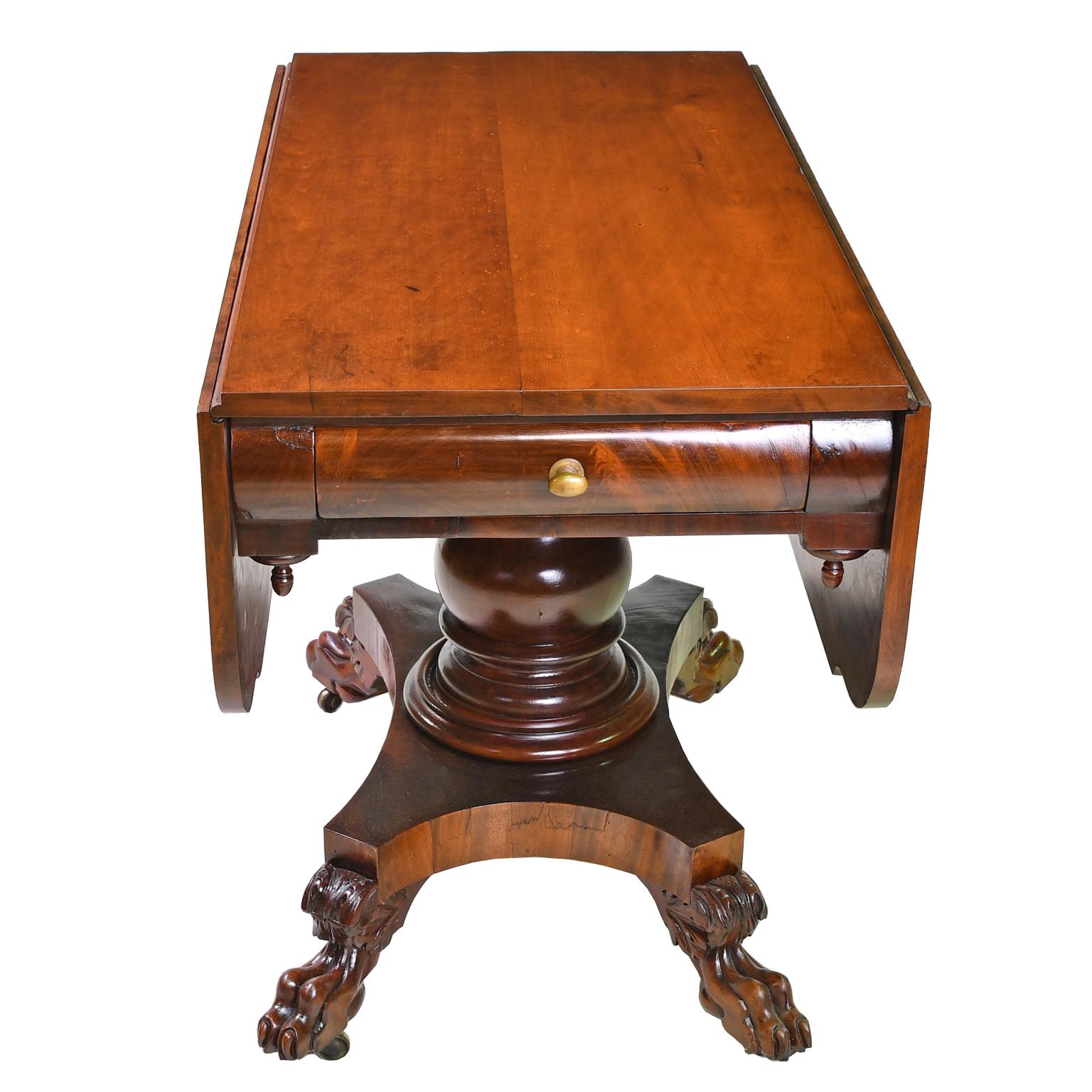 Polished Early American Empire Drop-Leaf/ Pembroke Table in West Indies Mahogany, c. 1830 For Sale