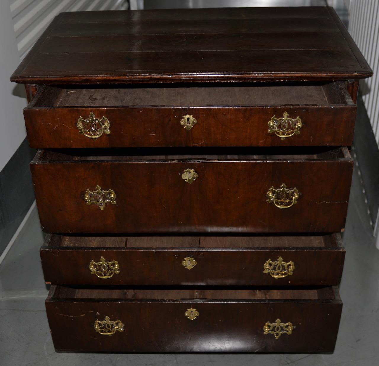 18th Century Early American George III Mahogany Chest of Drawers, 18th-19th Century For Sale