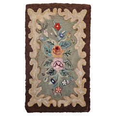 Early American Hand-Hooked Rug, Wool & Cotton, Floral Design, 1900s