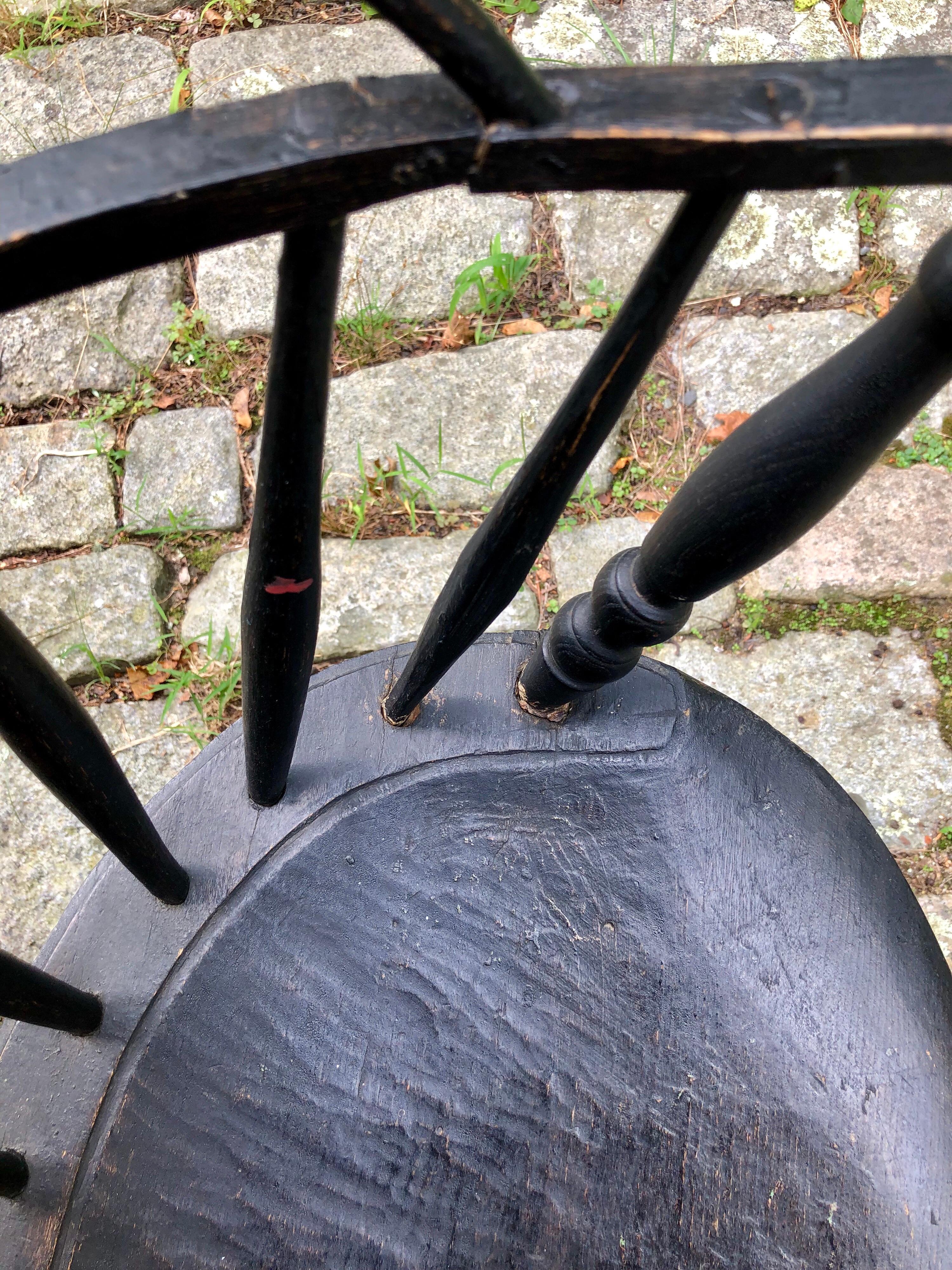 Early American Hoopback Windsor Chair, Oak and Hickory 1820s, Antique Black 3
