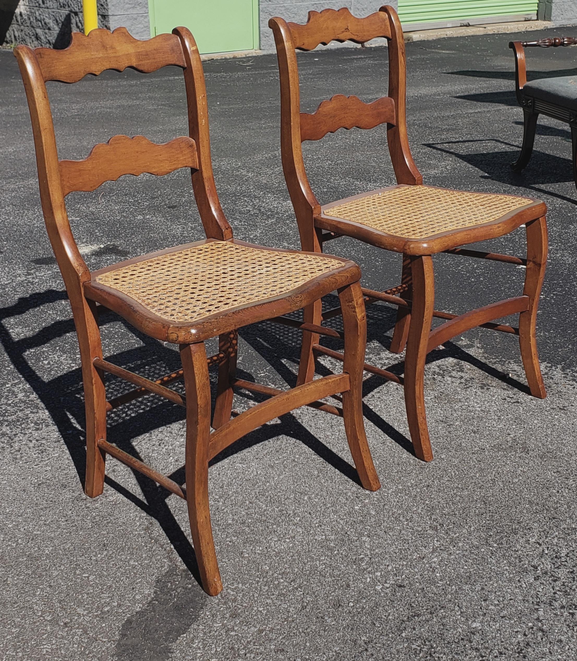 Early American Ladder Back Maple and Cane Seat Chairs, a Pair, circa 1880s In Good Condition For Sale In Germantown, MD