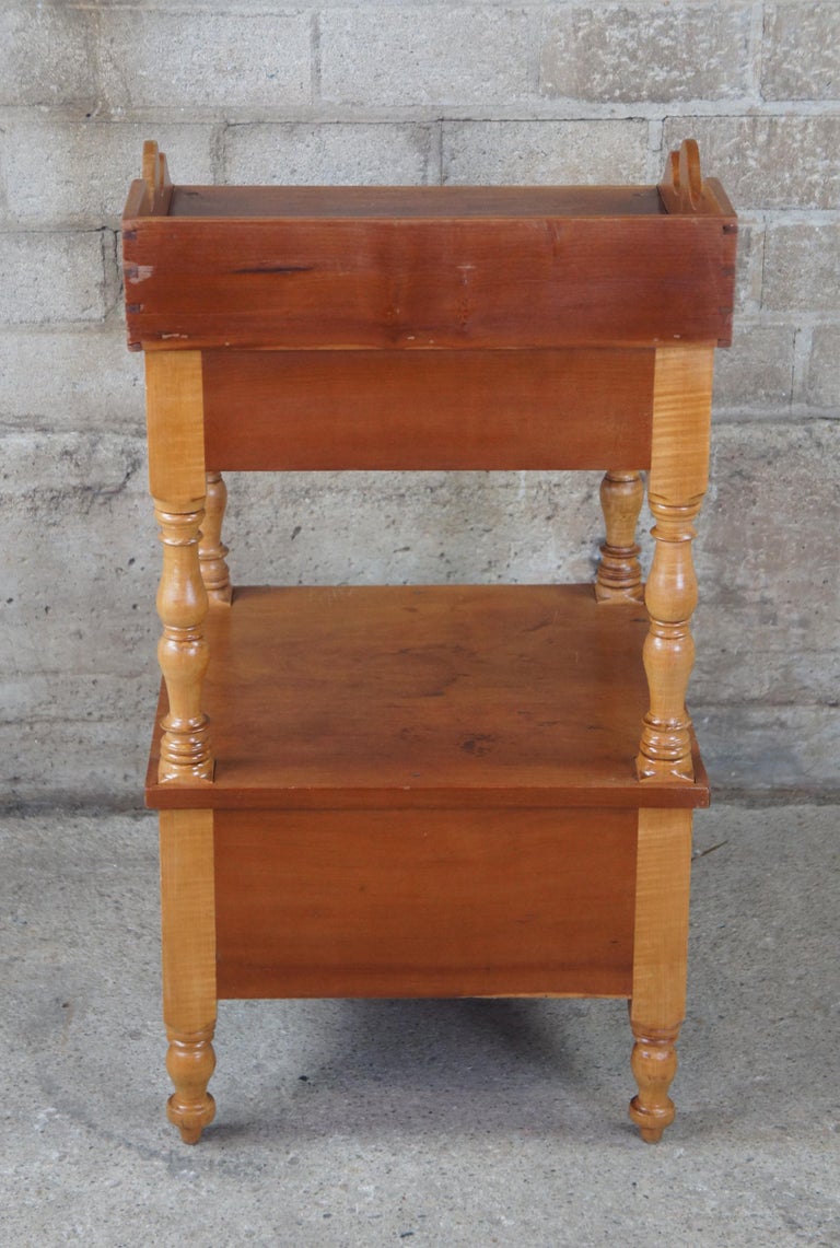 20th Century Early American Maple & Cherry Two Tier Side Accent Table Dry Sink Washstand For Sale