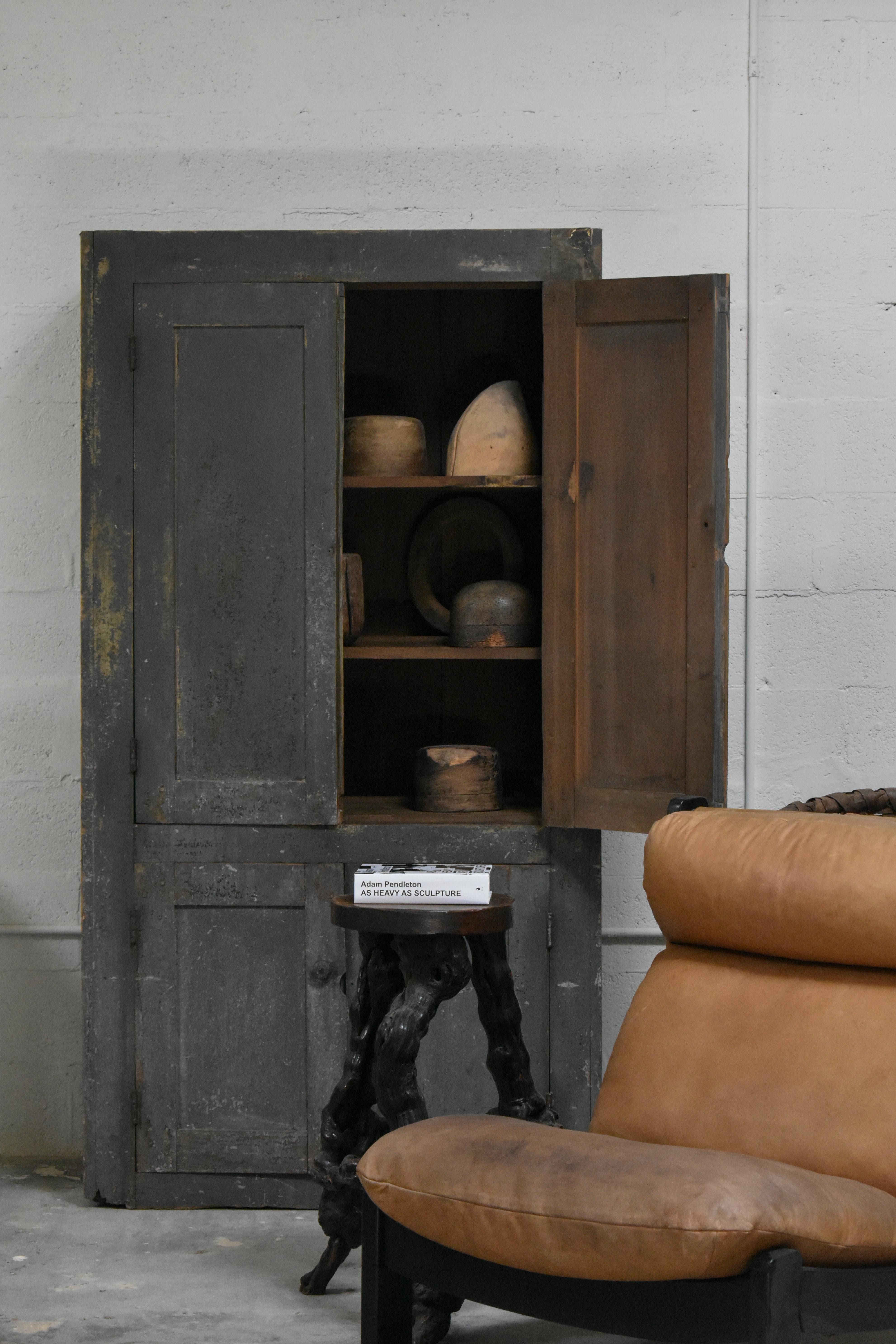 Peint Cabinet peint du début de l'Amérique, 19e siècle en vente