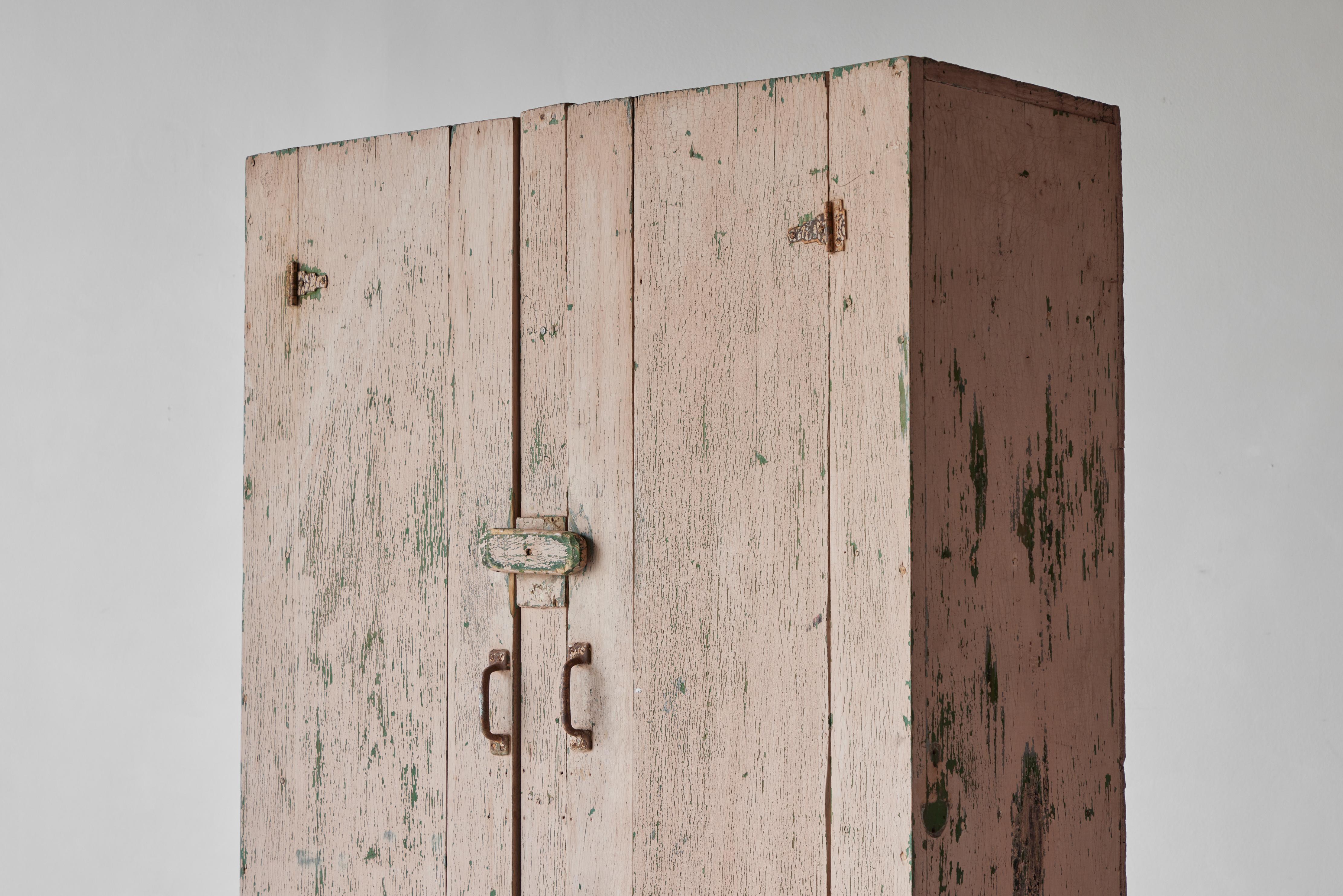 Peint à la main Armoire à deux portes peinte du début de l'Amérique
