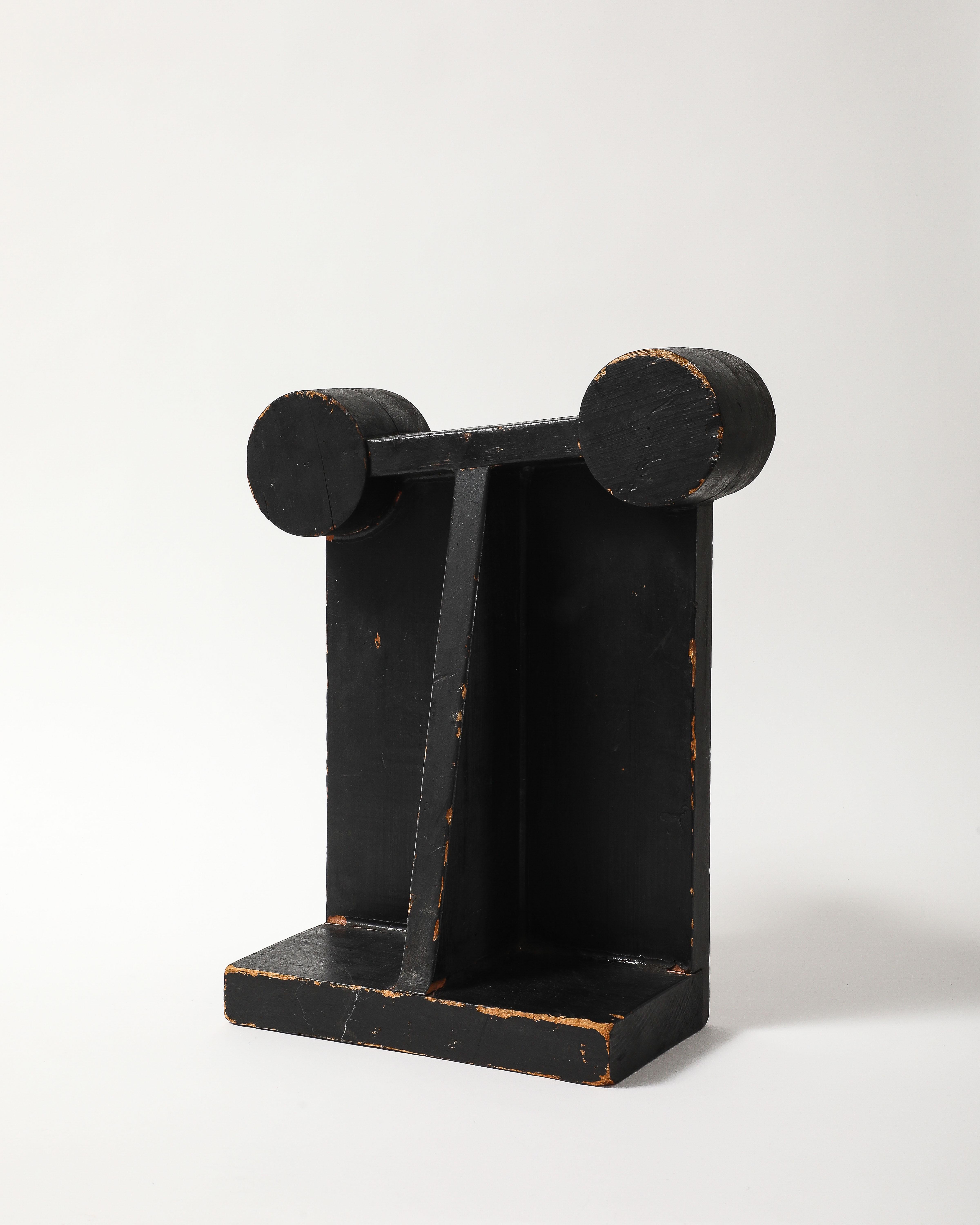 Américain Sculpture en bois peint du début de l'Amérique en vente