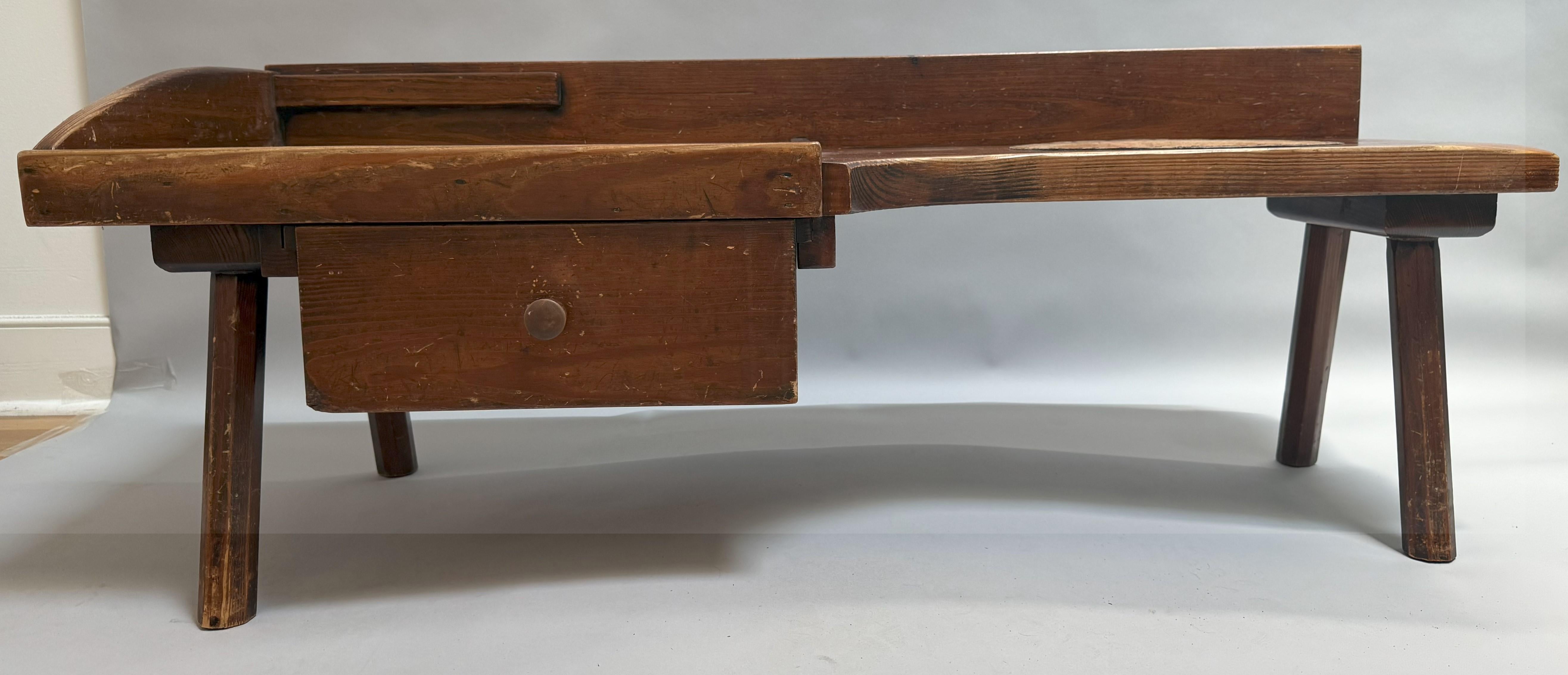American Craftsman Early American Pine Cobbler's Bench with Leather Seat Inset For Sale