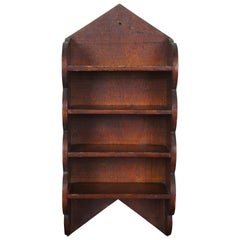 Early American Primitive Oak 4-Tier Country Farmhouse Scallop Wall Hanging Shelf (étagère murale à festons)