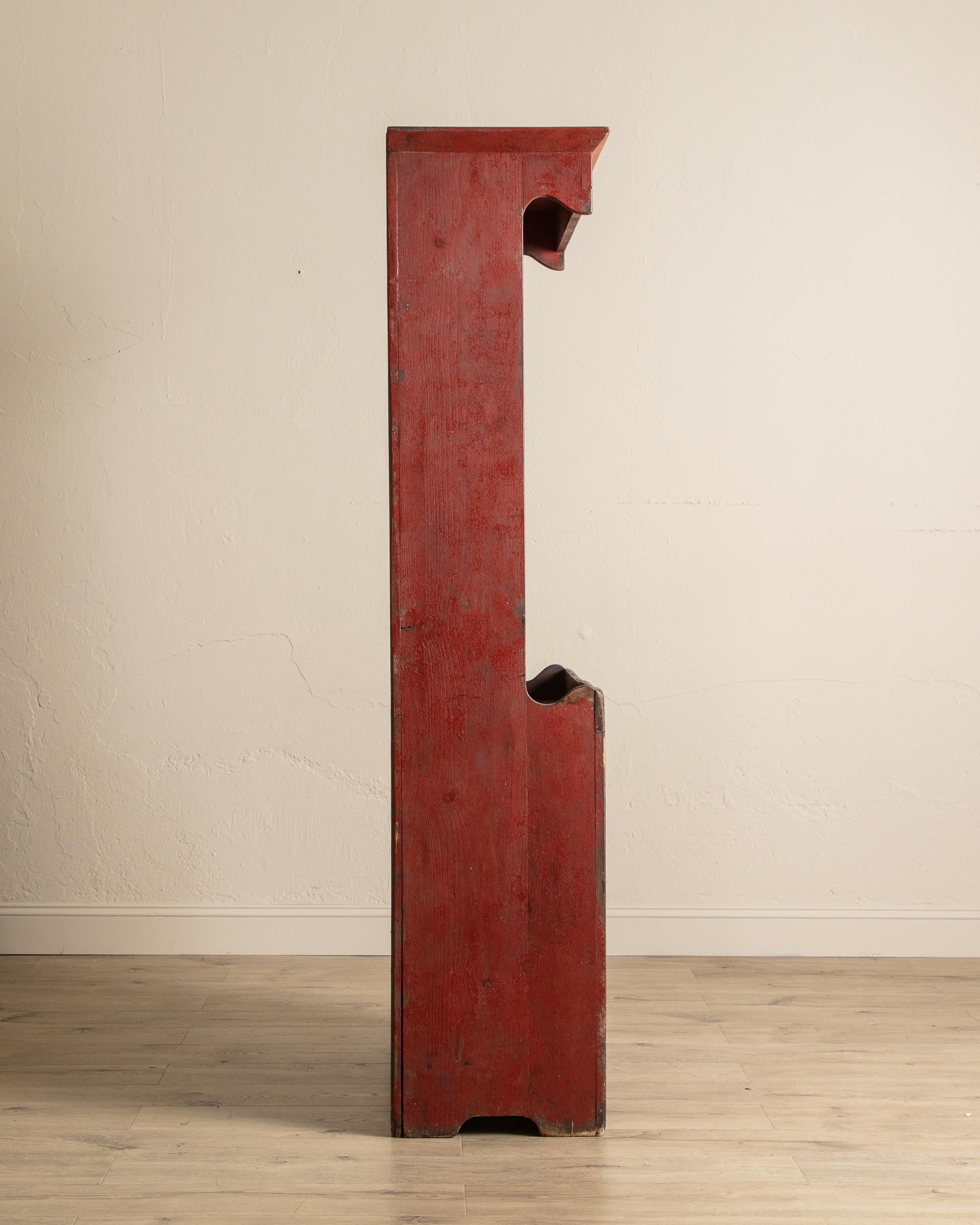 Américain Ancienne armoire américaine peinte en rouge, 19e siècle en vente