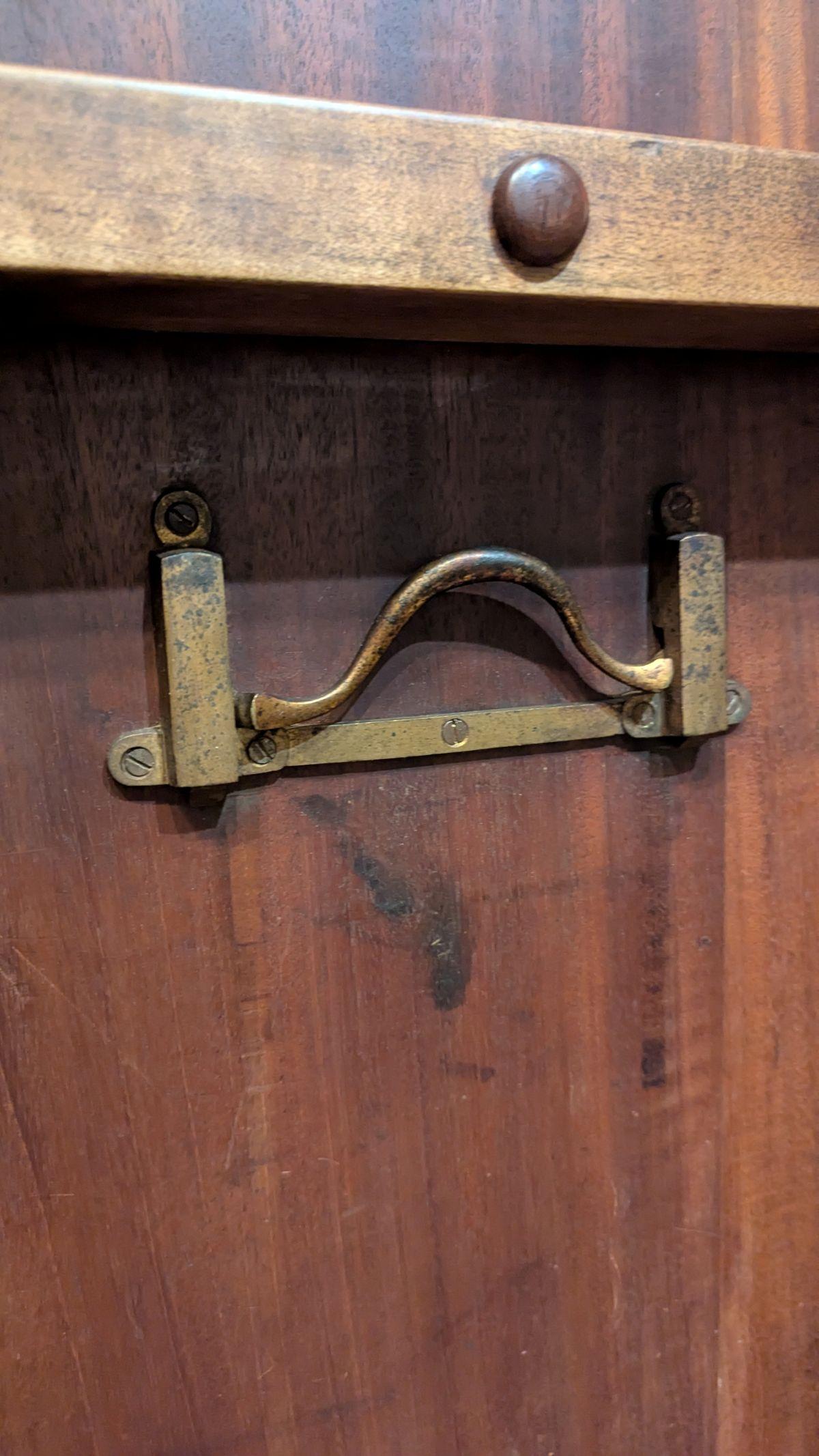 Acajou Table de salle à manger américaine ancienne en vente