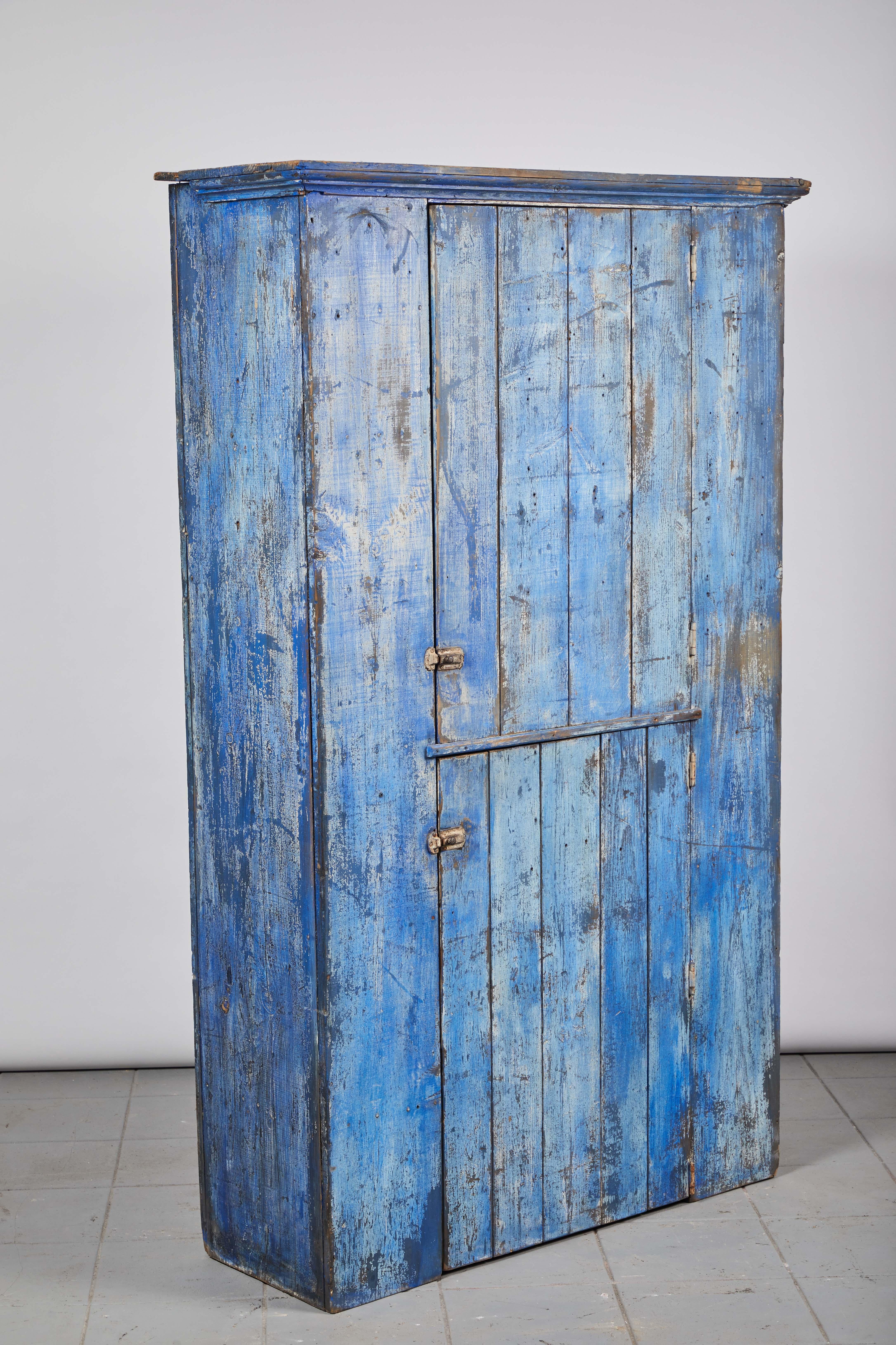 Early American Rustic Cobalt Blue Two-Door Cabinet 2