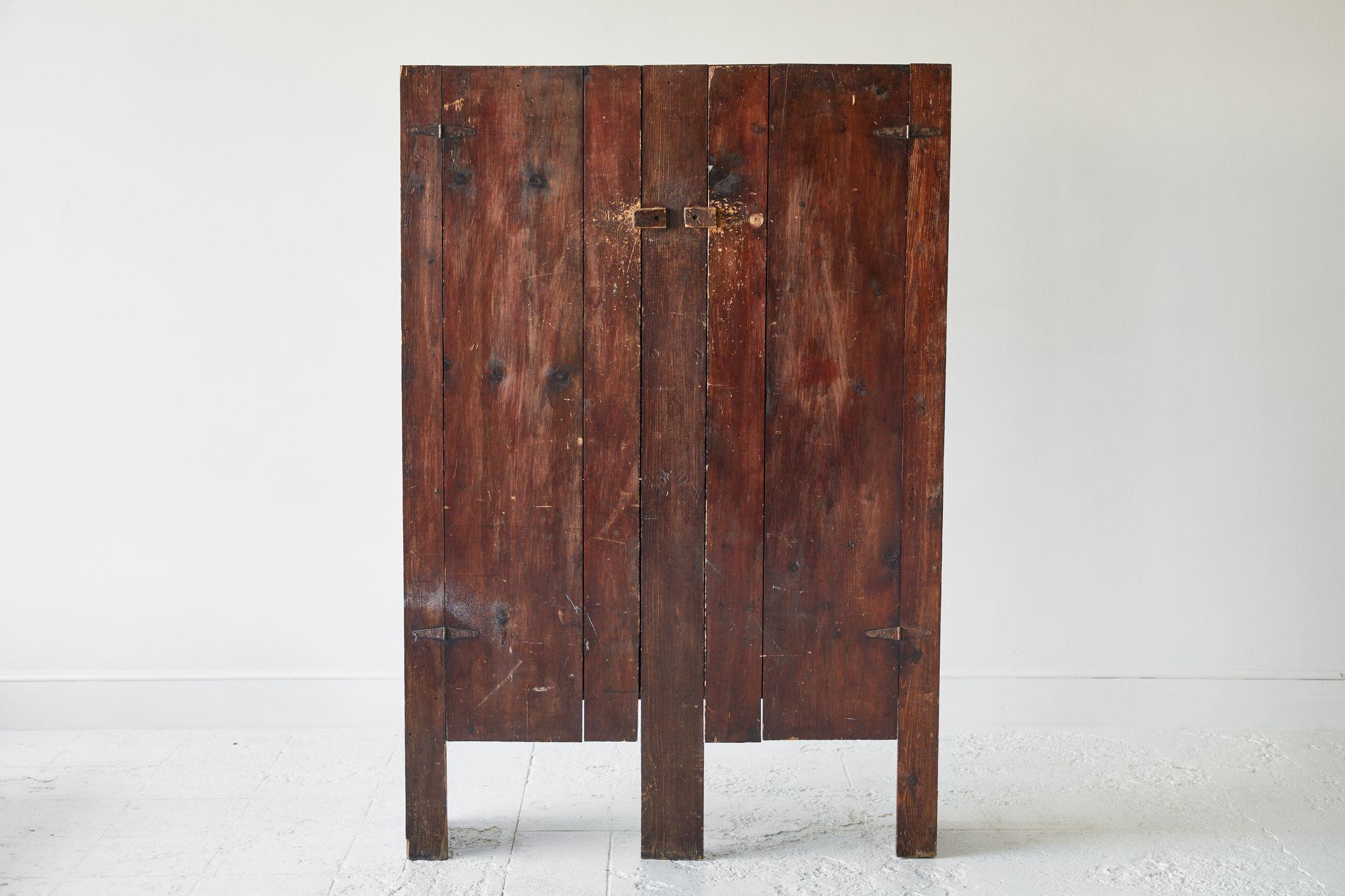 Early American Rustic Slatted Two-Door Cabinet 2