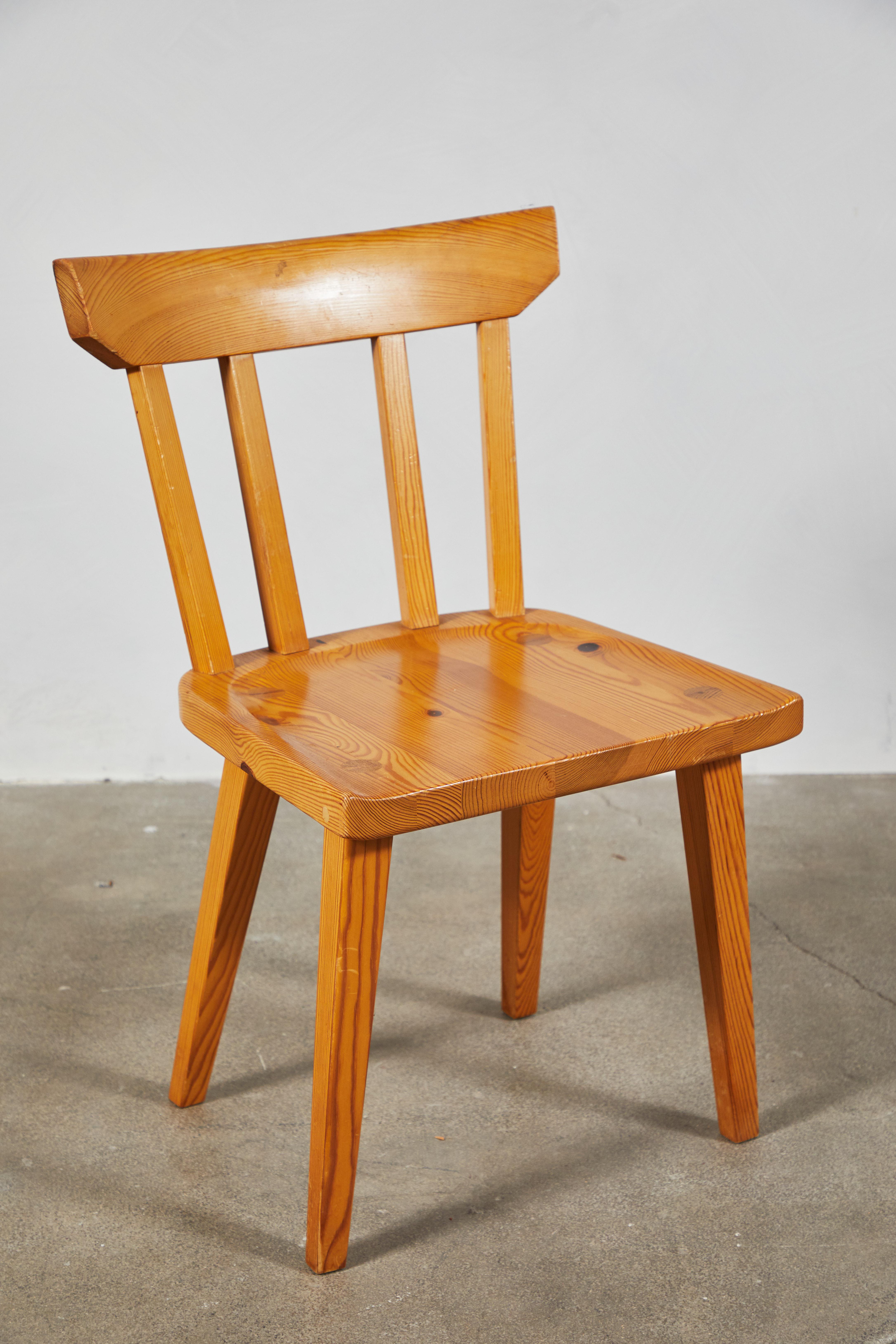 American Mid-Century Four Pine Spindle Back Dining Chairs 