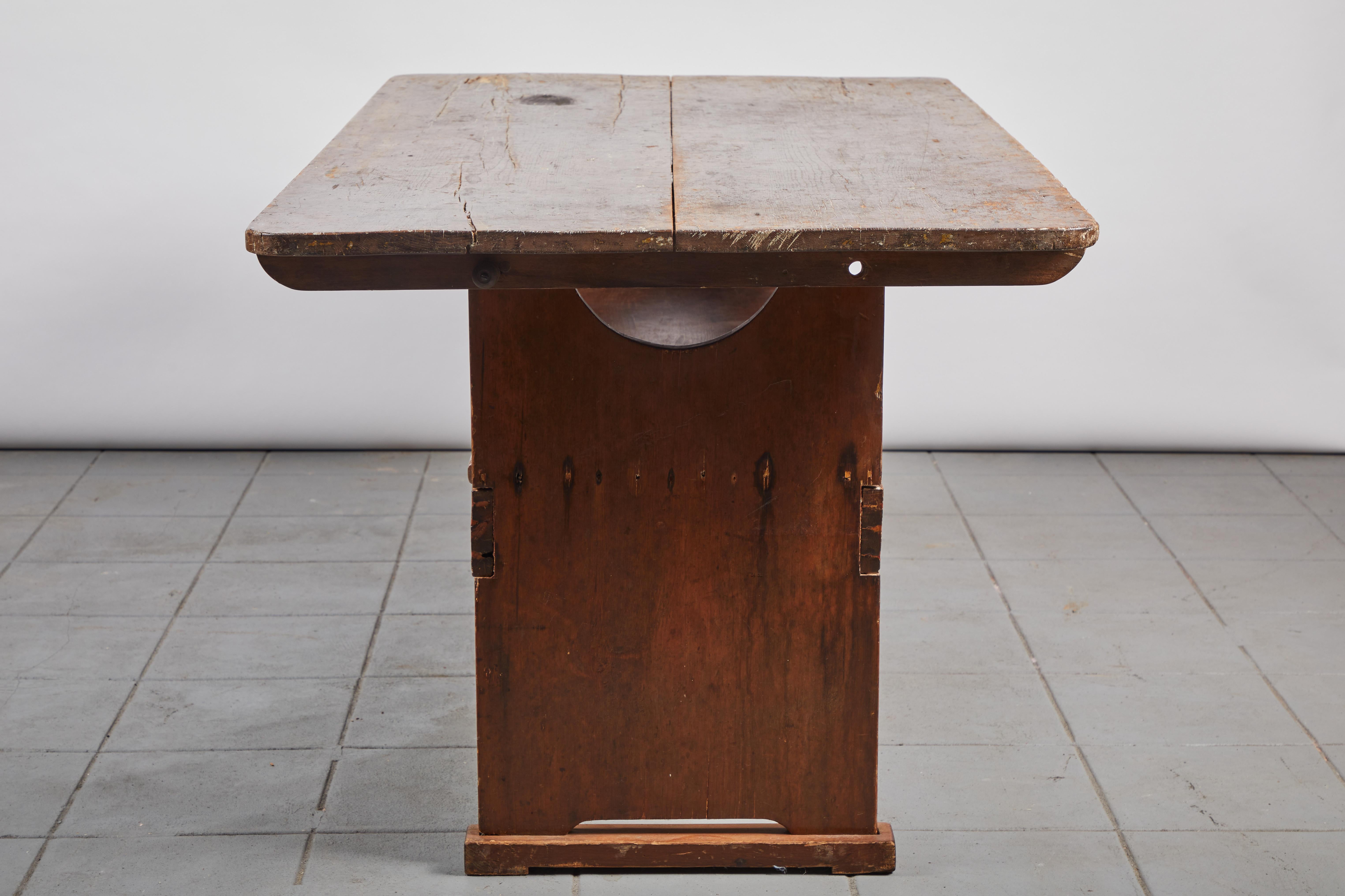 Early American Shaker Dining Table 4