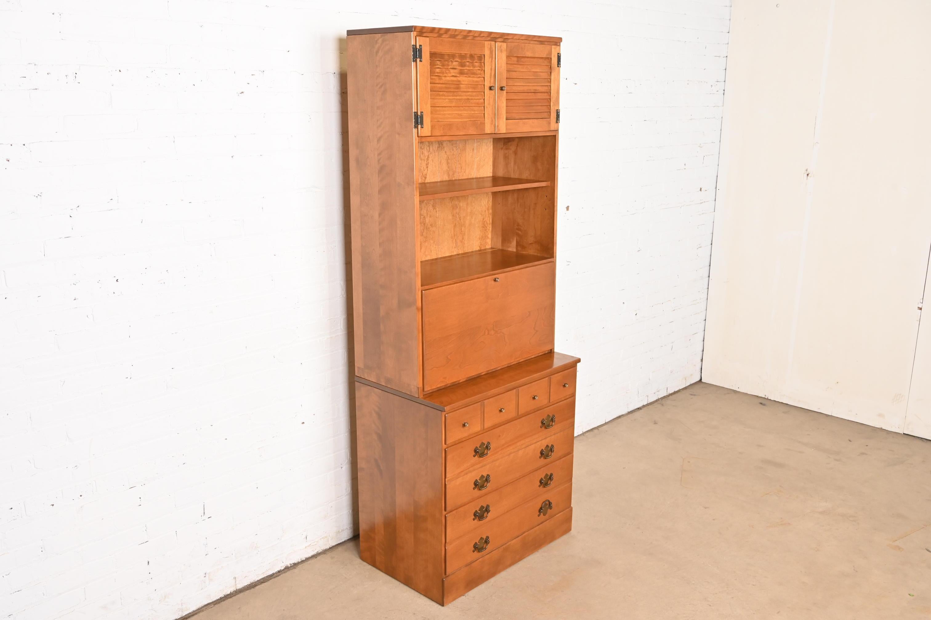 Late 20th Century Early American Solid Maple and Birch Drop Front Secretary With Bookcase Hutch For Sale