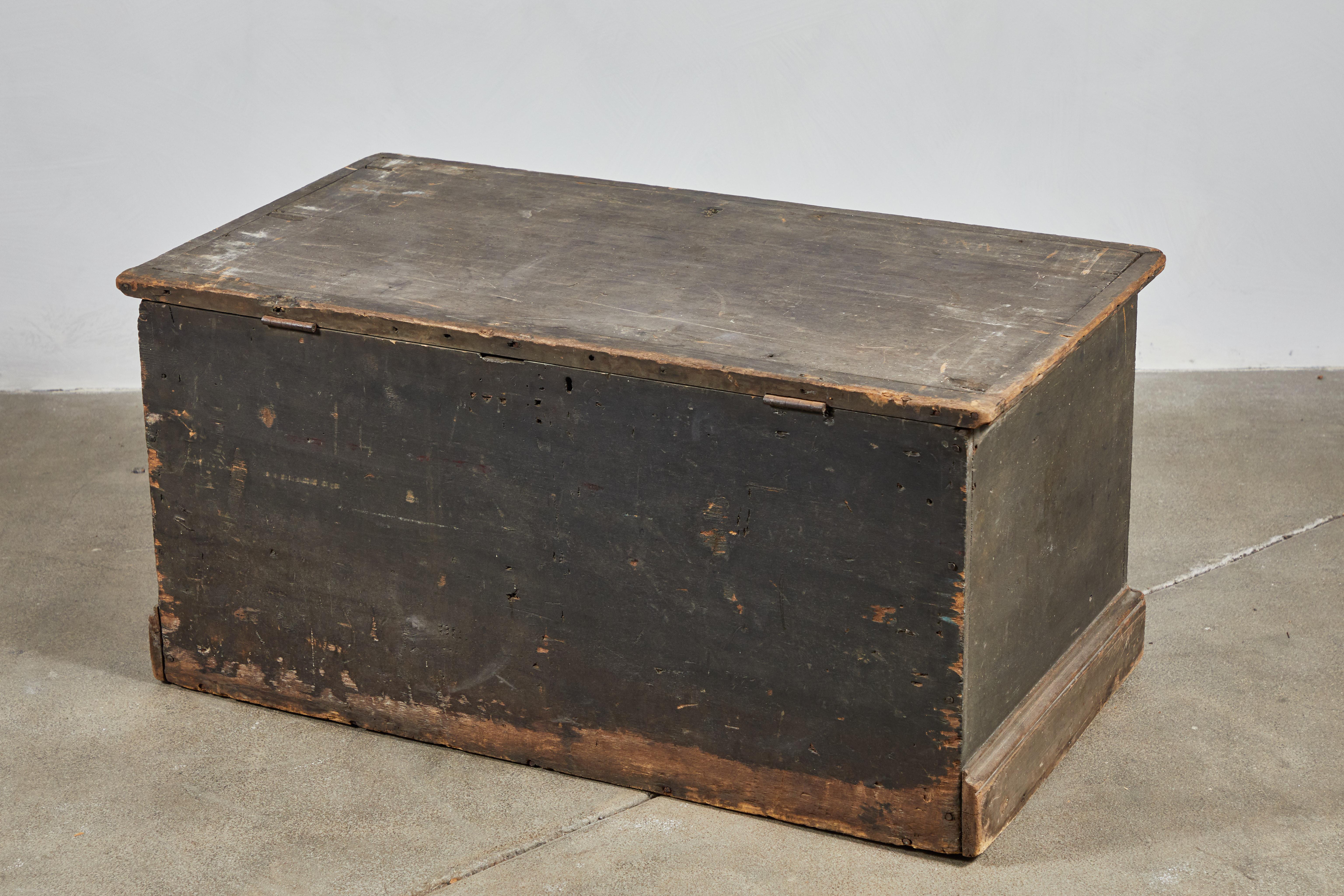 Wood Early American Storage Trunk