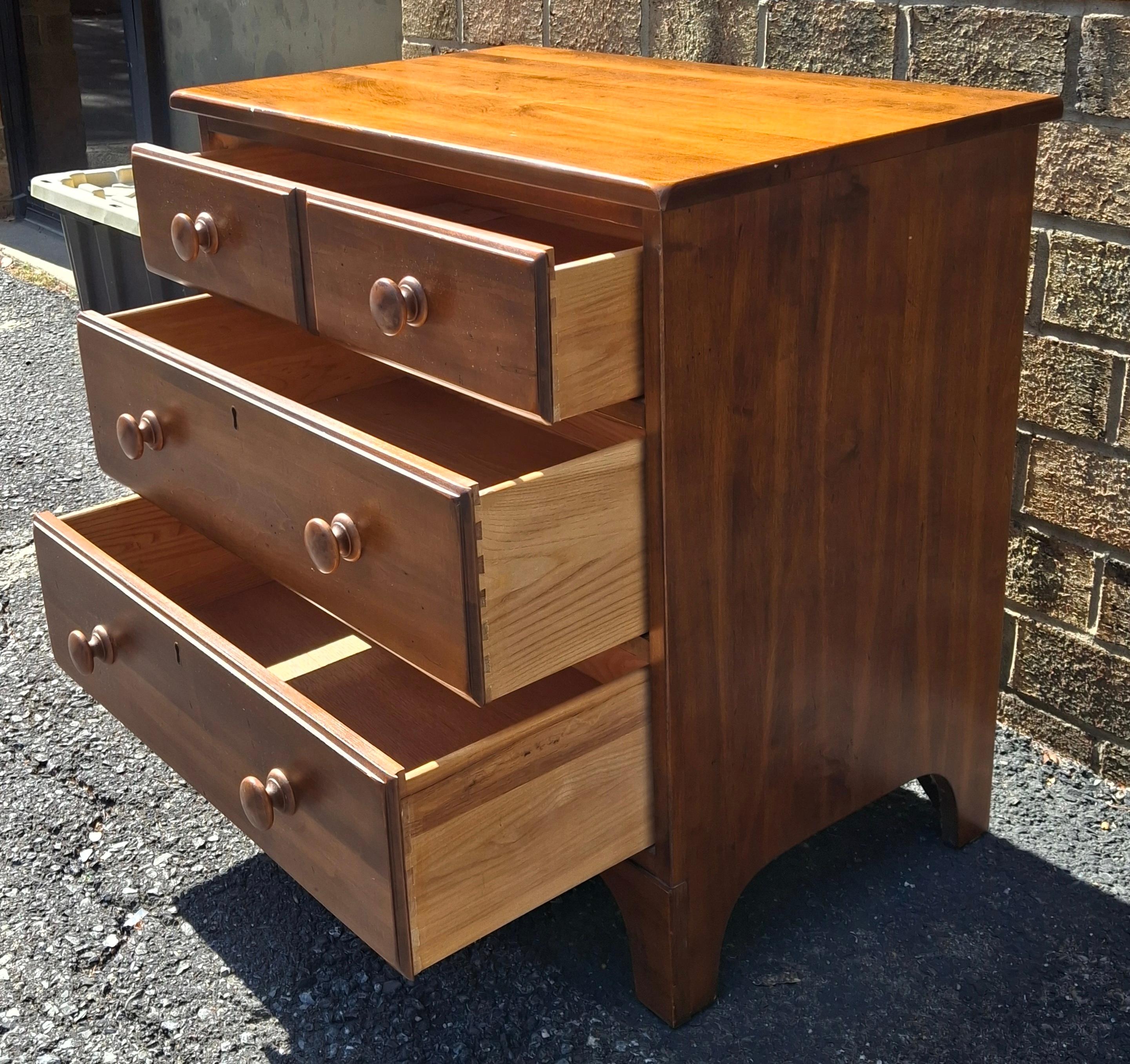 Early American Style Cherry Commode Bedside Chest of Drawers For Sale 1