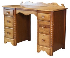 Early American Style Oak Kneehole Library Office Writing Desk Dressing Table