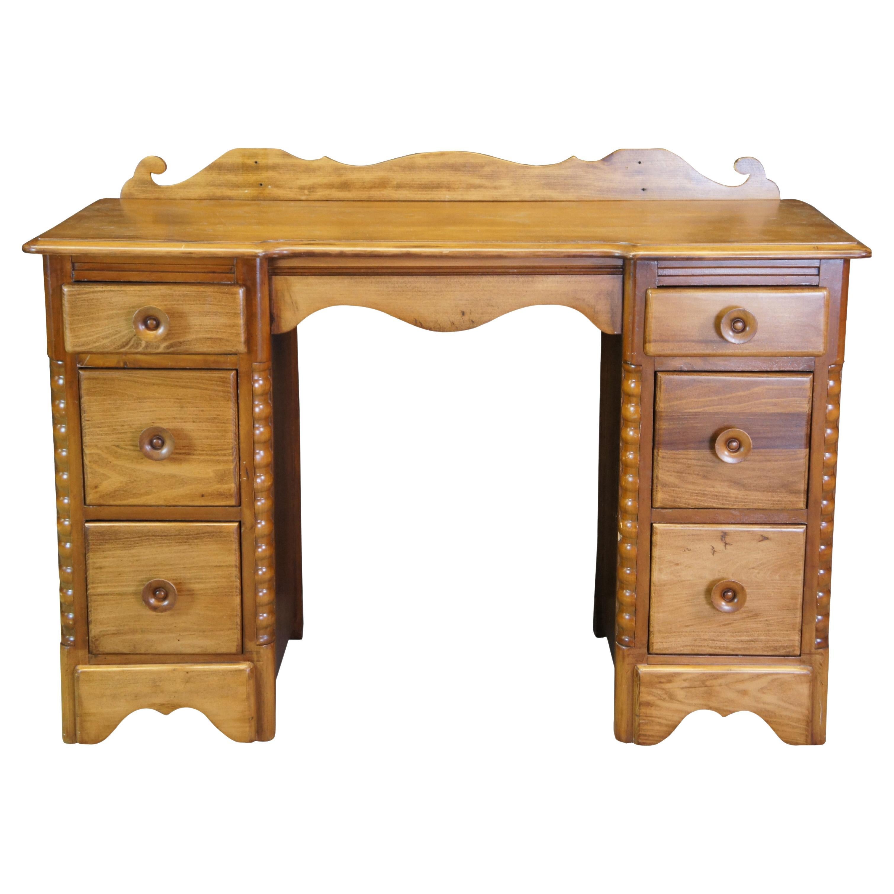 Early American Style Oak Kneehole Library Office Writing Desk Dressing Table