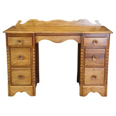 Early American Style Oak Kneehole Library Office Writing Desk Dressing Table