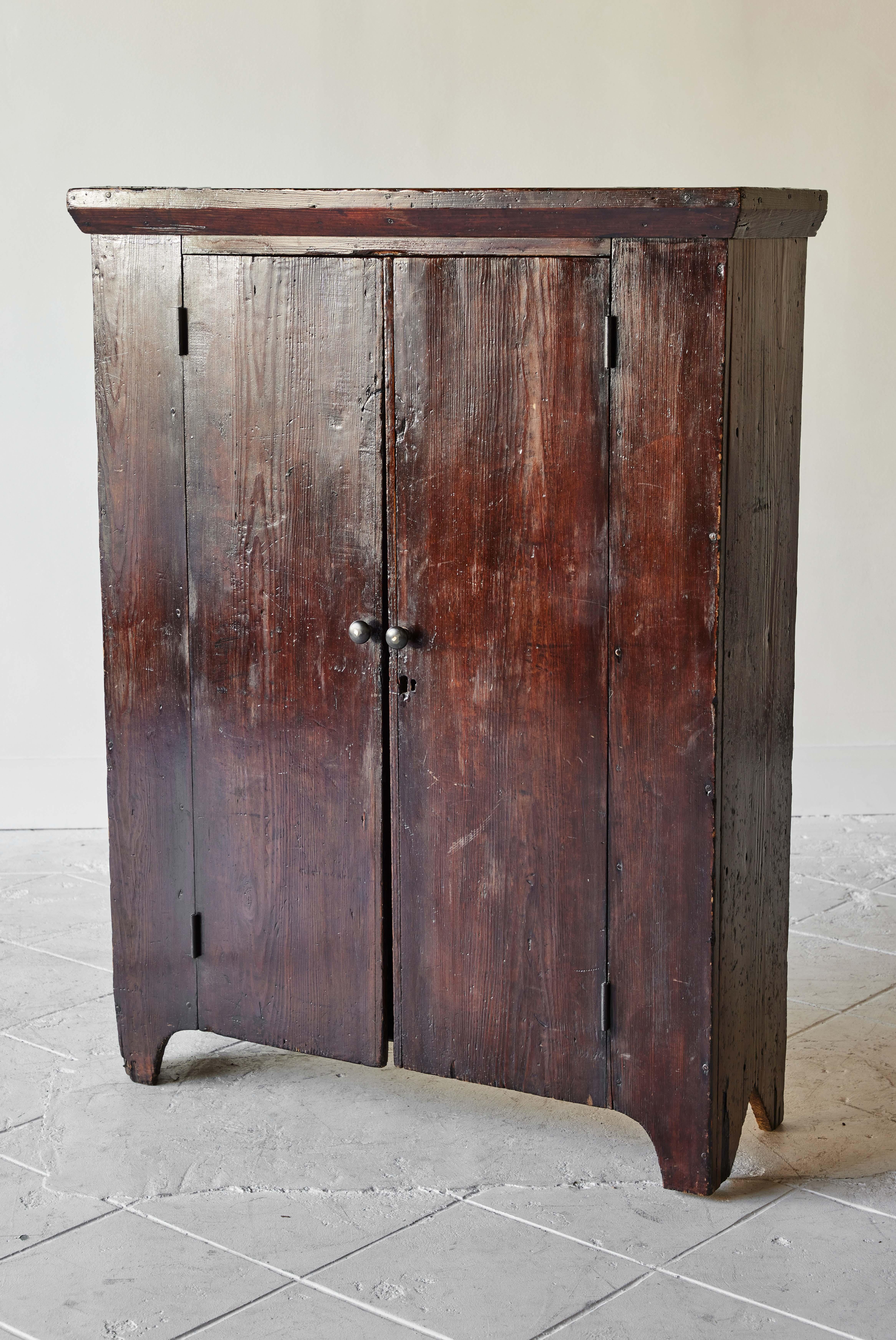 Early American Two-Door Cabinet 1