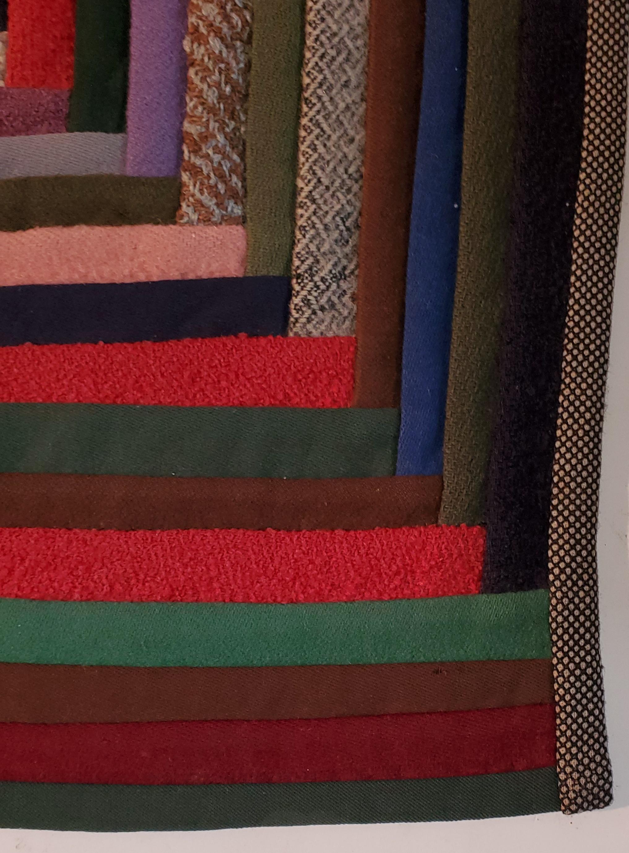 Early Amish Wool Concentric Squares Crib Quilt In Good Condition In Los Angeles, CA
