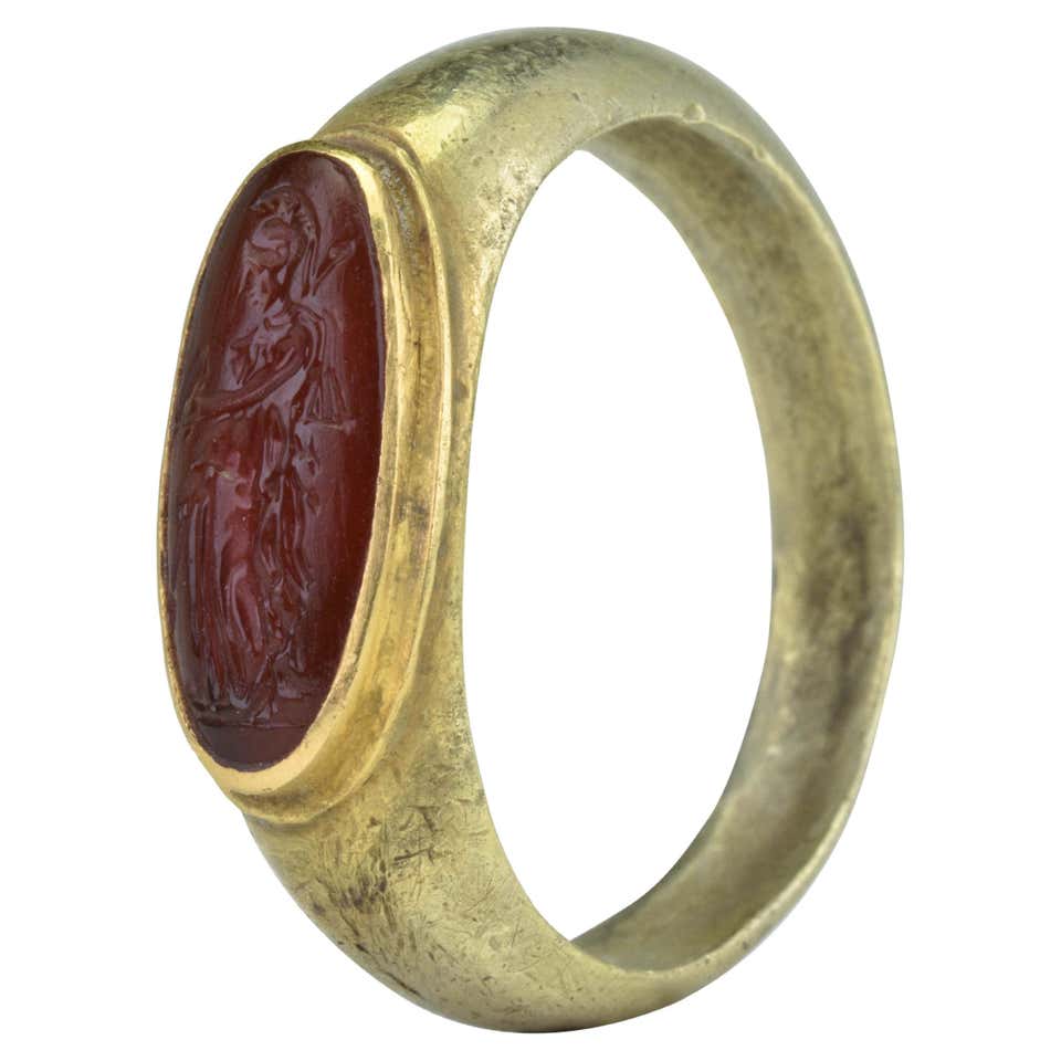 Ancient Roman Garnet Intaglio Gold Ring For Sale at 1stDibs | ancient ...