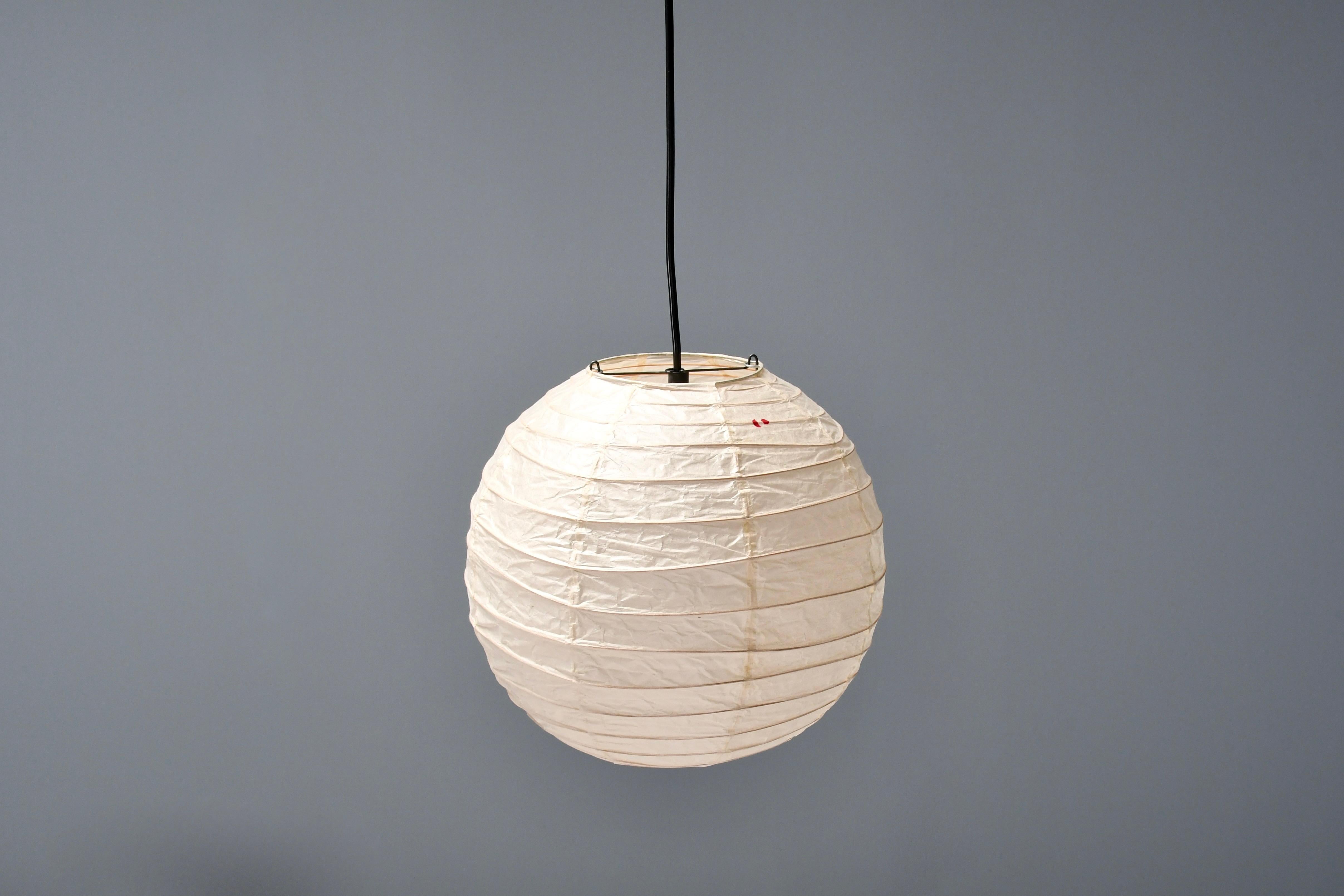 Mid-Century Modern Early and Rare 40D Akari Pendant by Isamu Noguchi for Ozeki, 1950s For Sale