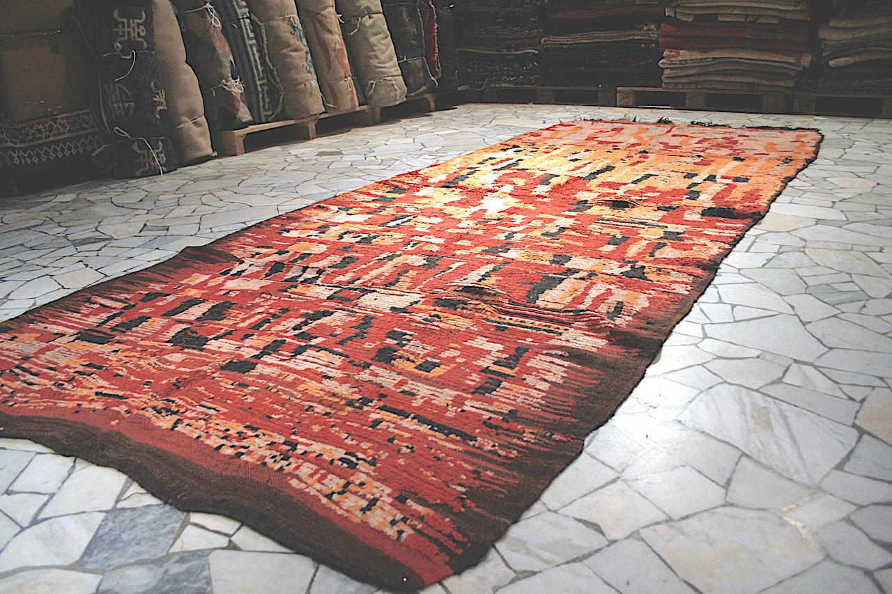 Early and Rare Abstract Rehamna Berber Carpet For Sale 2
