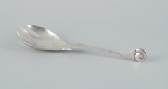 Early and rare Georg Jensen "Ornamental" serving fork. Approx. 1920