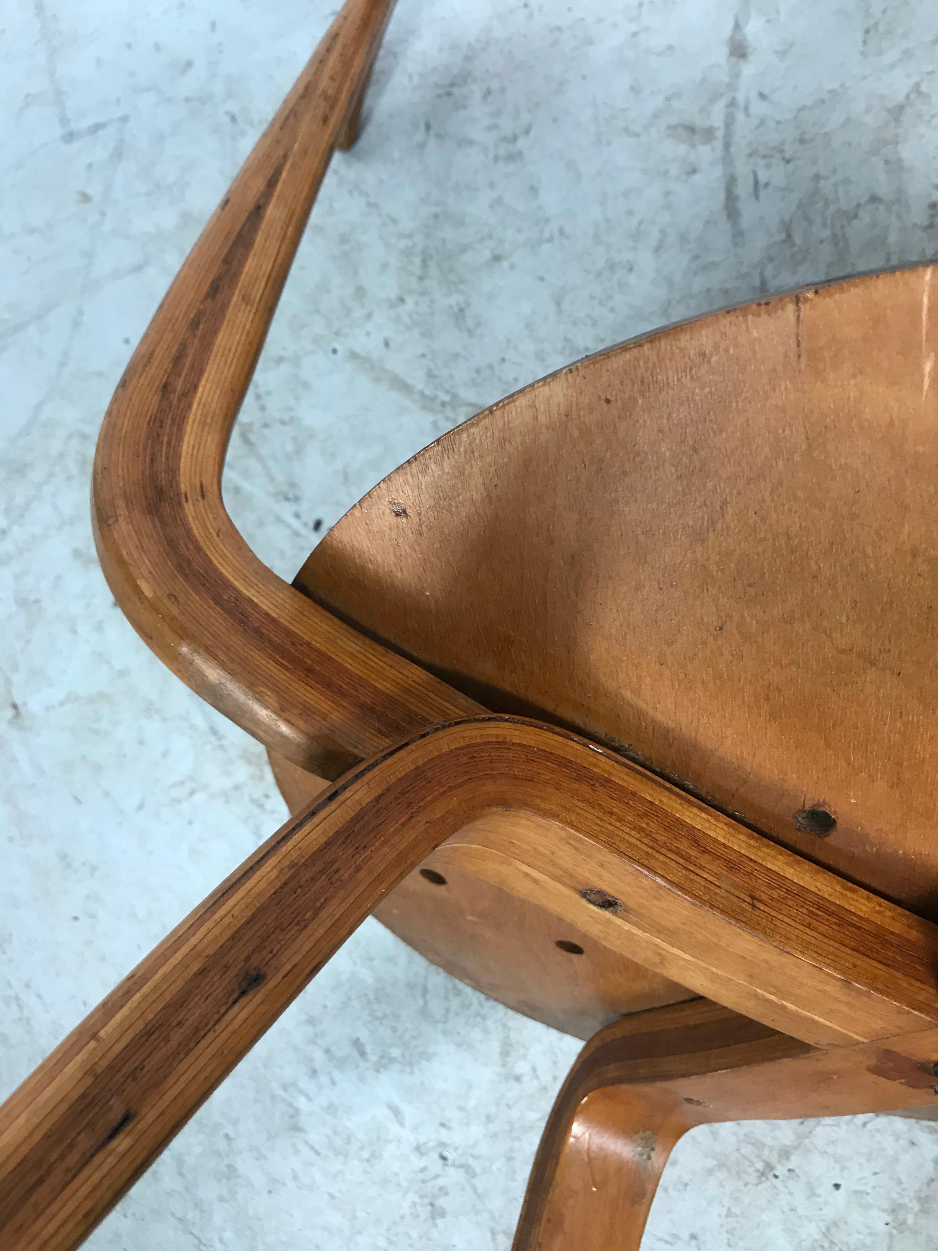 Early and Rare George Nelson Pretzel Chair, 1952 Sculpture In Good Condition In Buffalo, NY