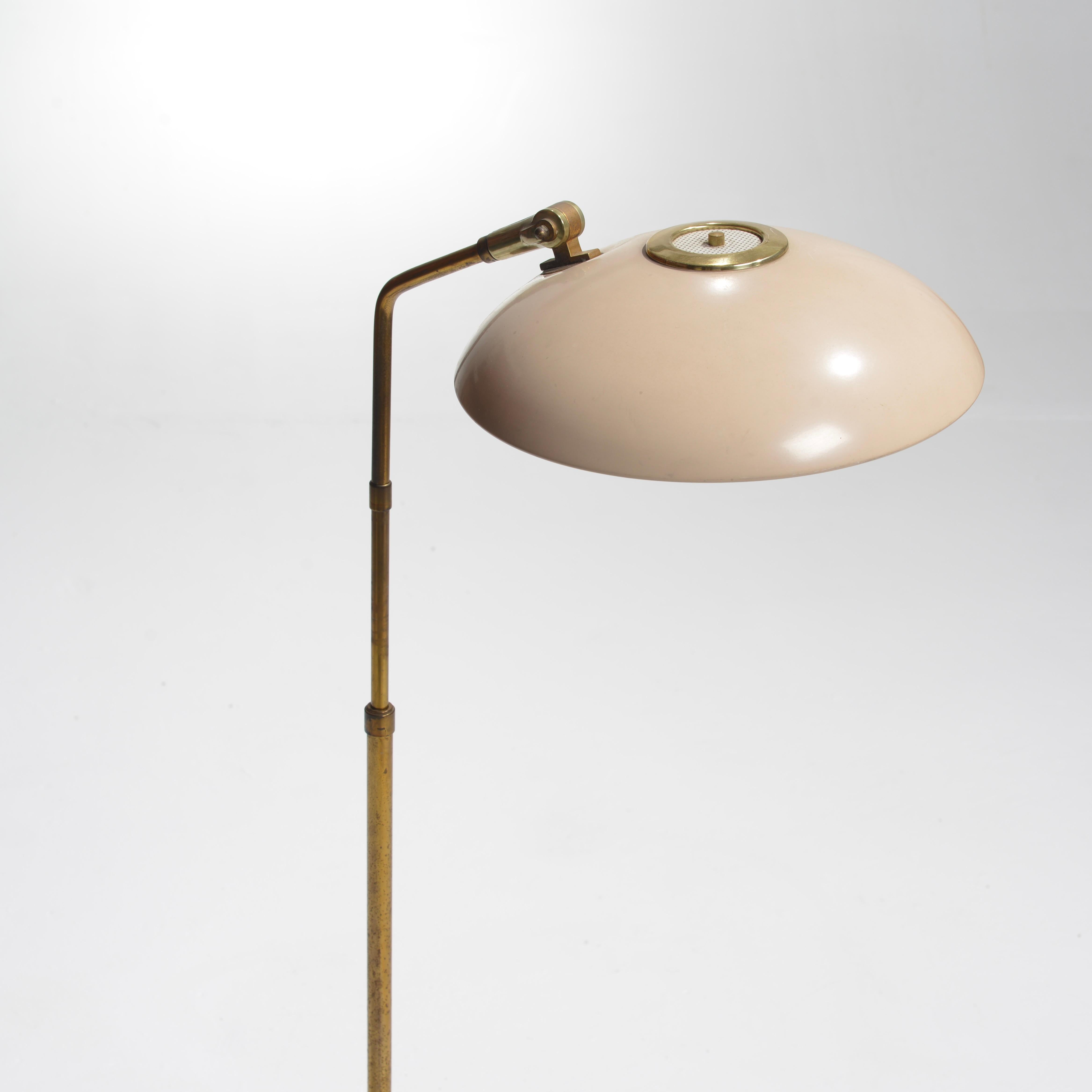 Mid-20th Century Early and Rare Gerald Thurston for Lightolier Floor Lamp 