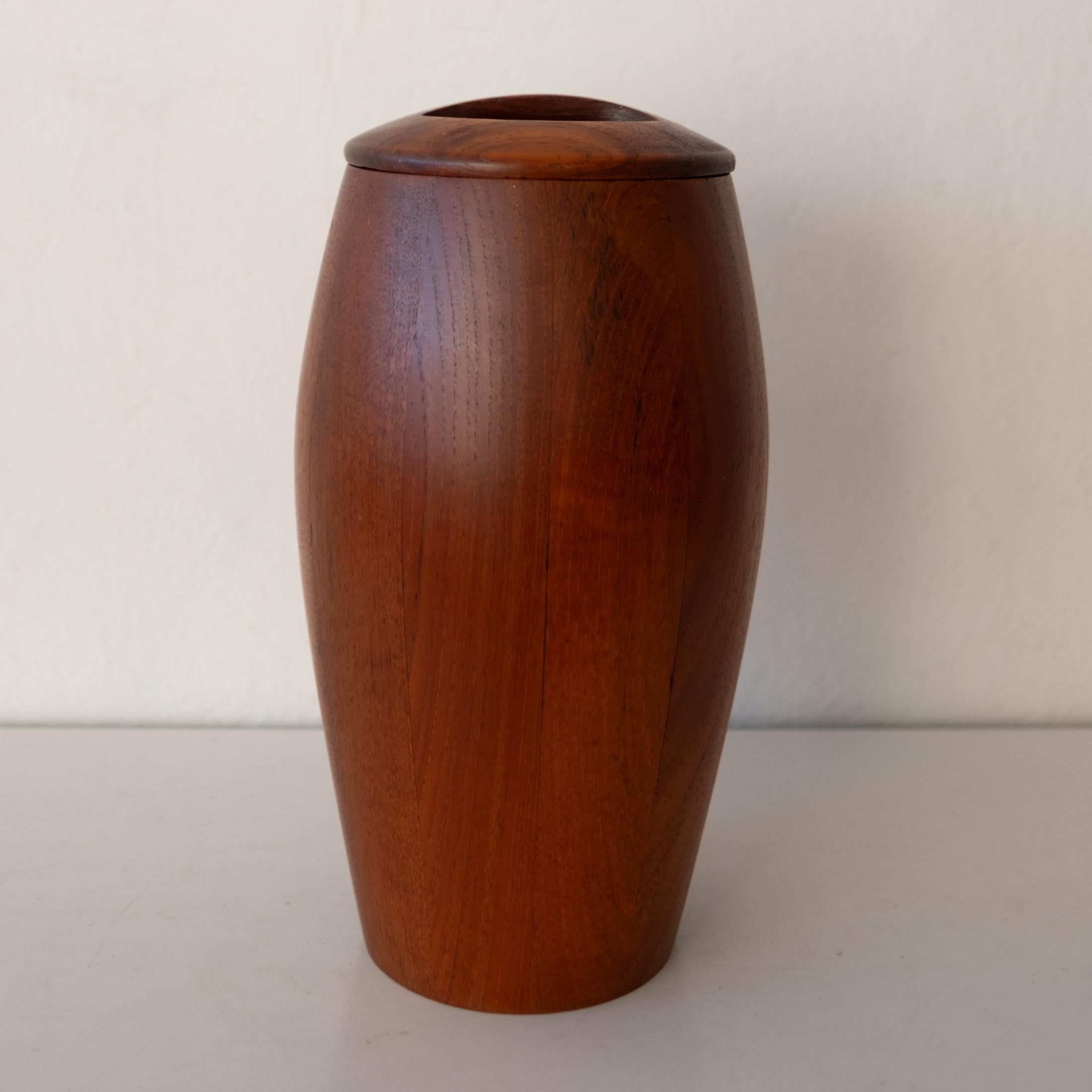 Mid-Century Modern Early and Rare Jens Quistgaard for Dansk Teak Ice Bucket For Sale