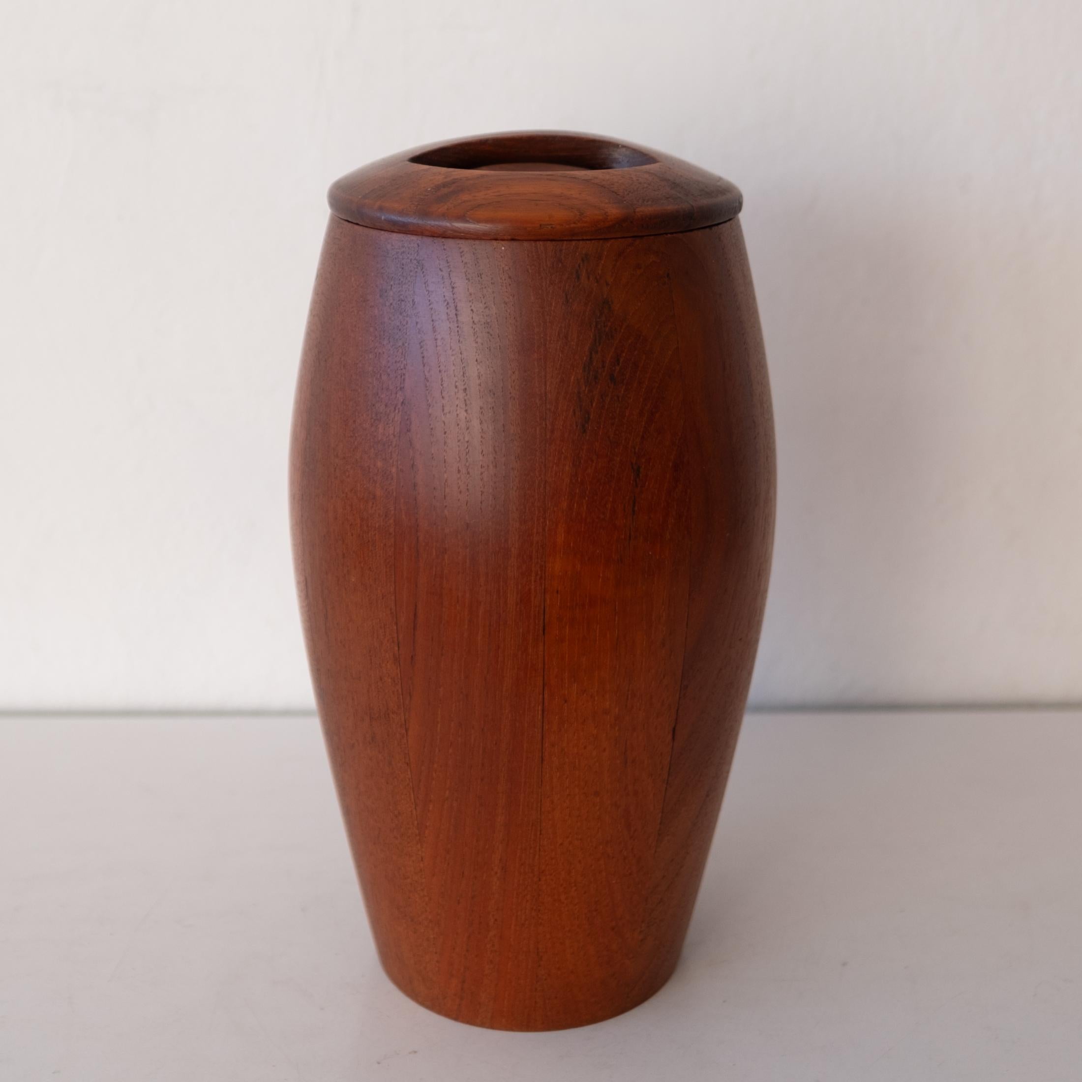 Mid-20th Century Early and Rare Jens Quistgaard for Dansk Teak Ice Bucket For Sale