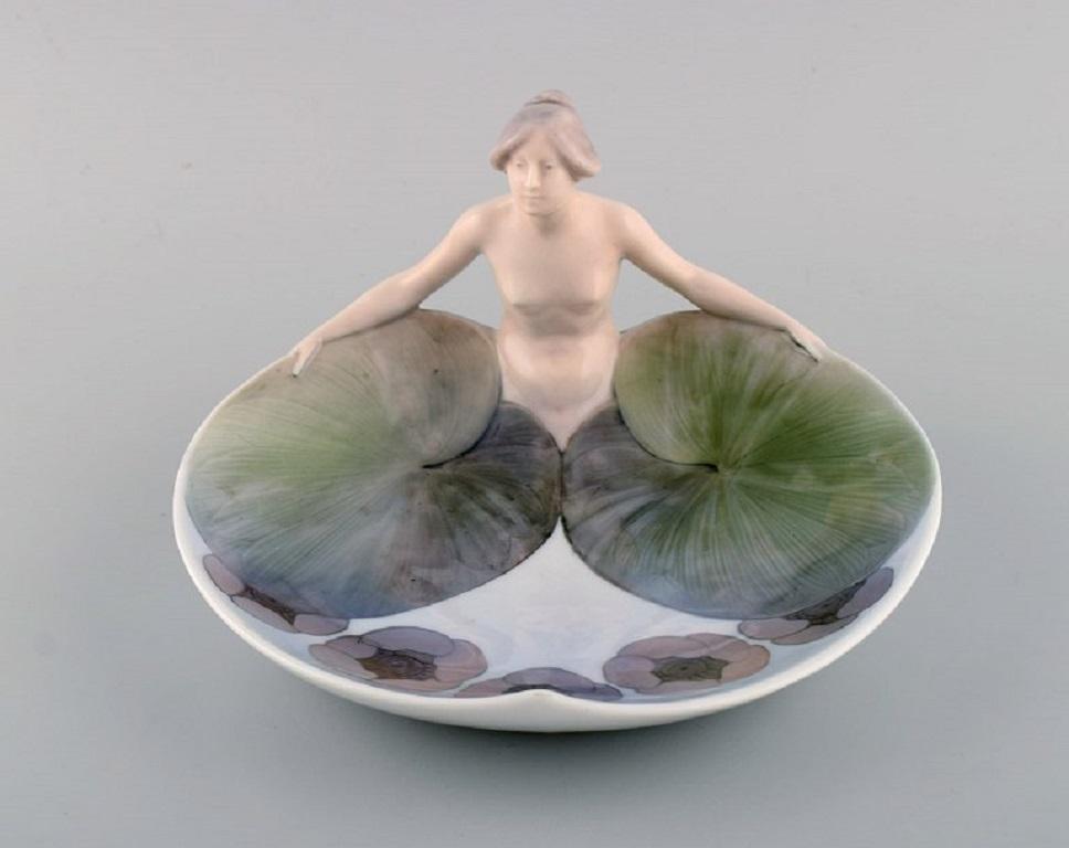 Hand-Painted Early and Rare Royal Copenhagen Art Nouveau Dish with Nude Female Figure For Sale