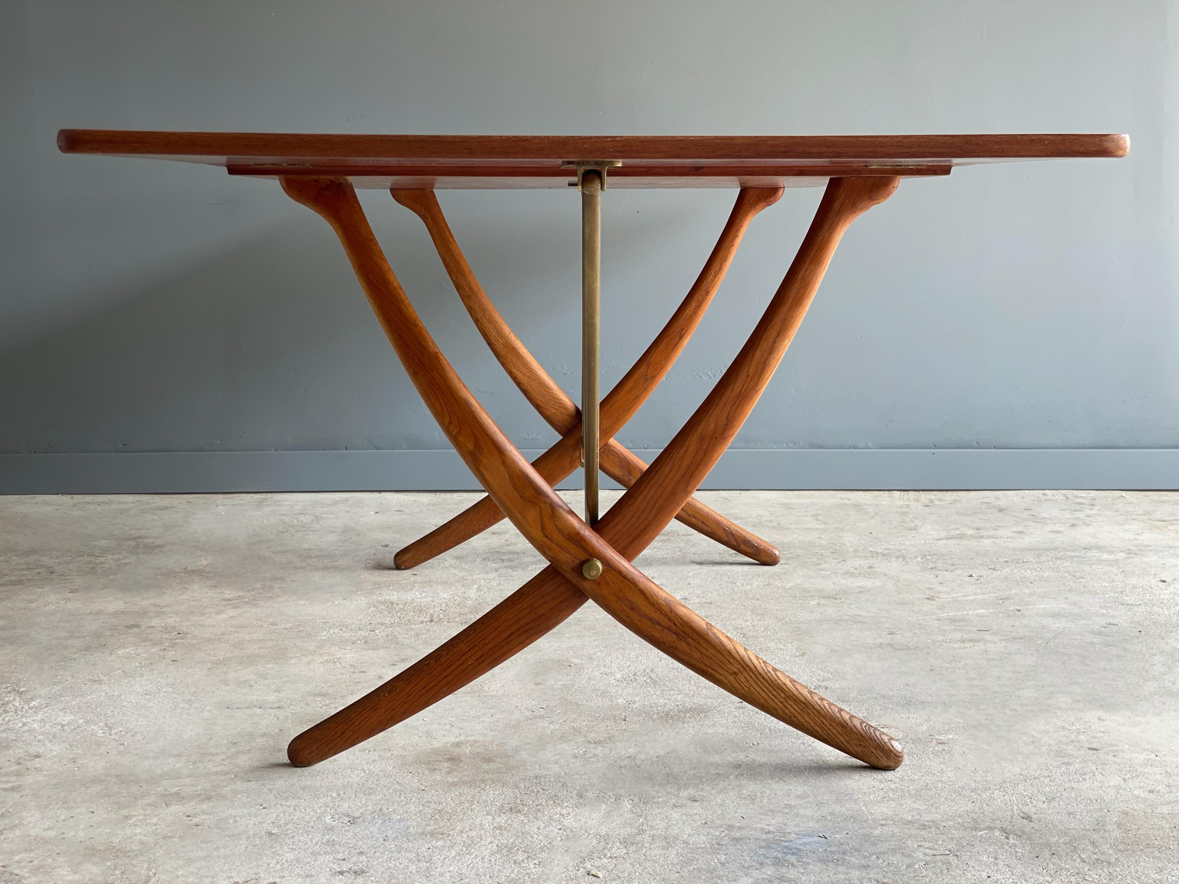 Early and Uncommon Variation Hans J. Wegner AT-304 Dining Table 3