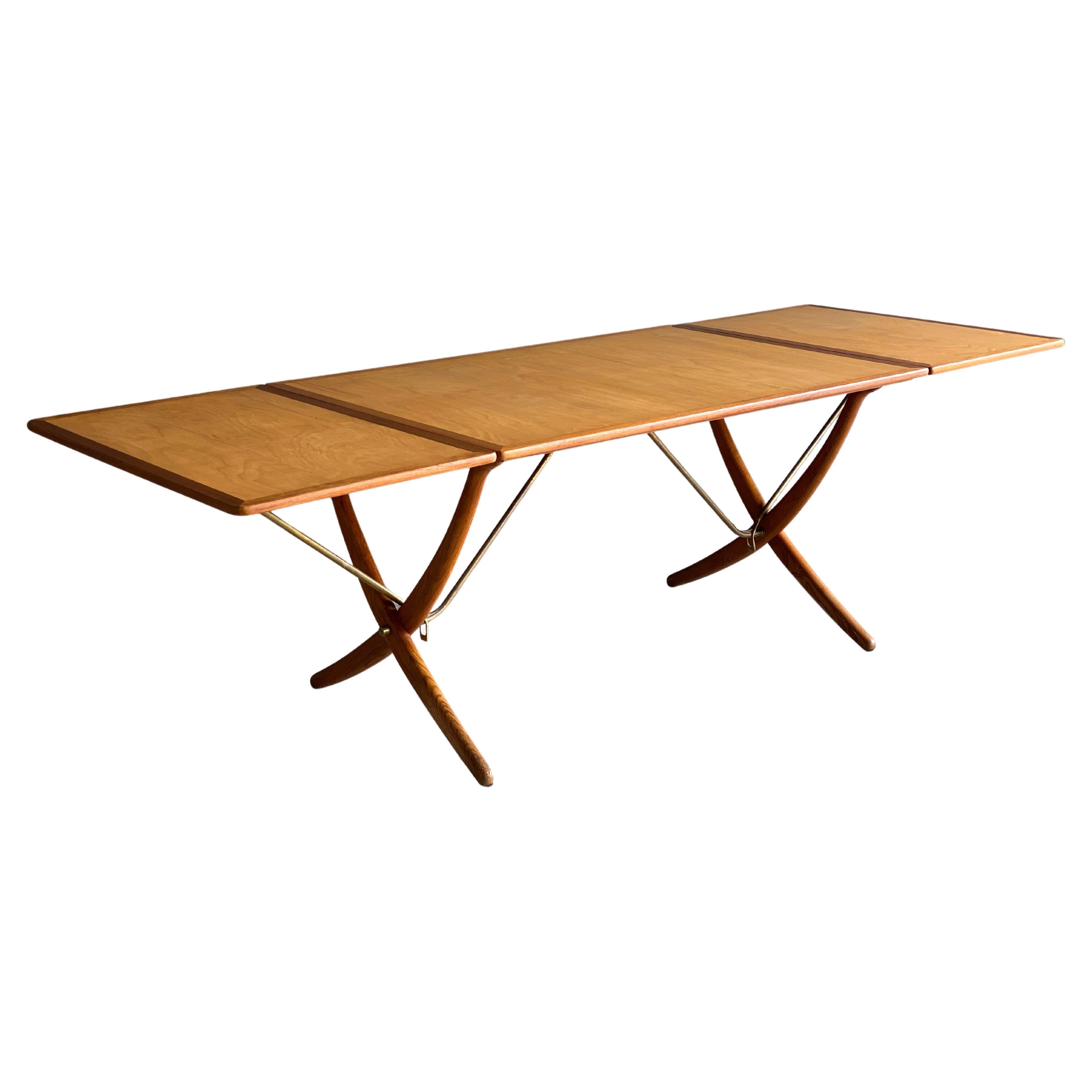 Early and Uncommon Variation Hans J. Wegner AT-304 Dining Table