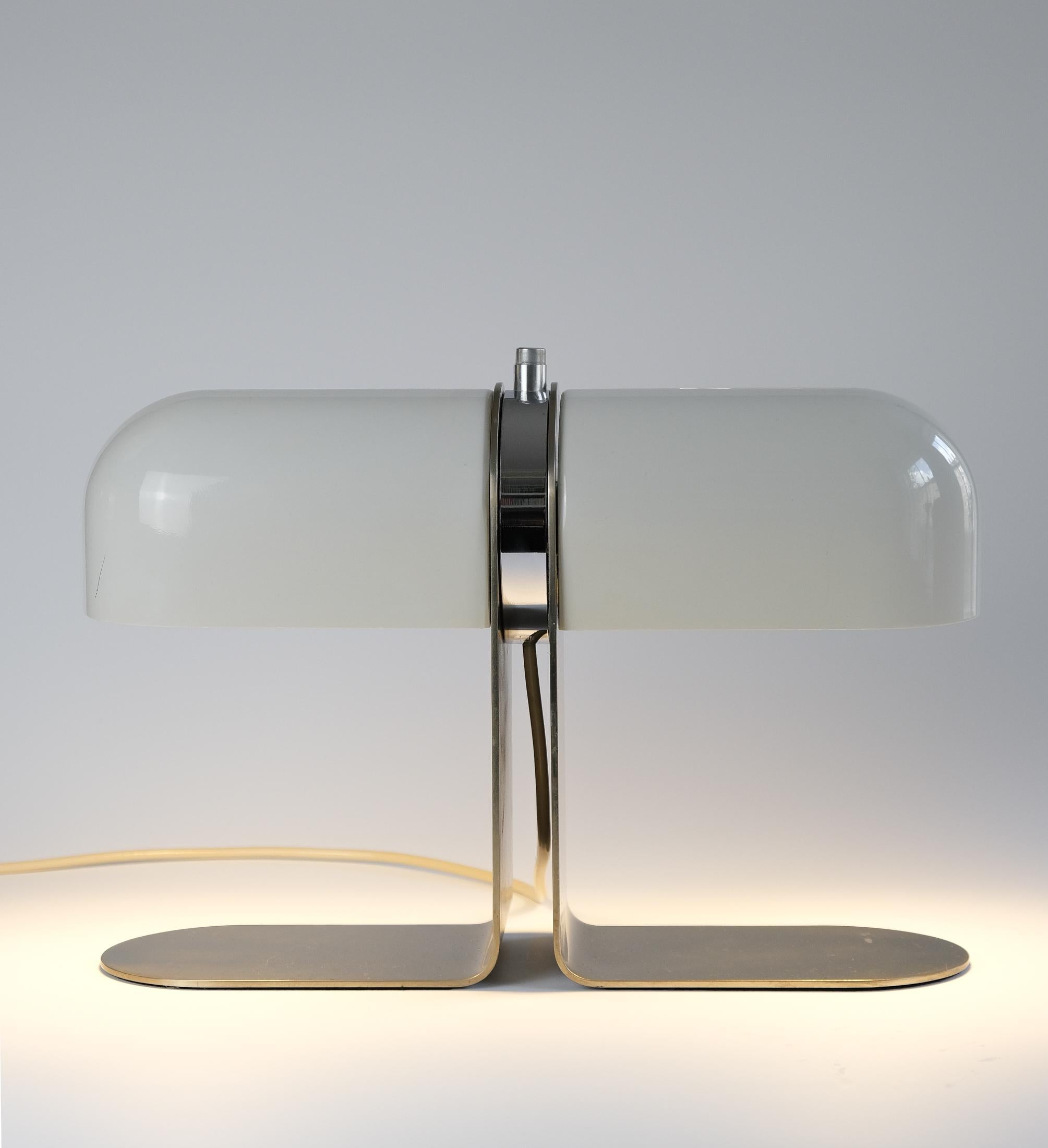 Métal Lampe de table du milieu du siècle d'André Ricard pour Metalarte, Spain 1973 en vente