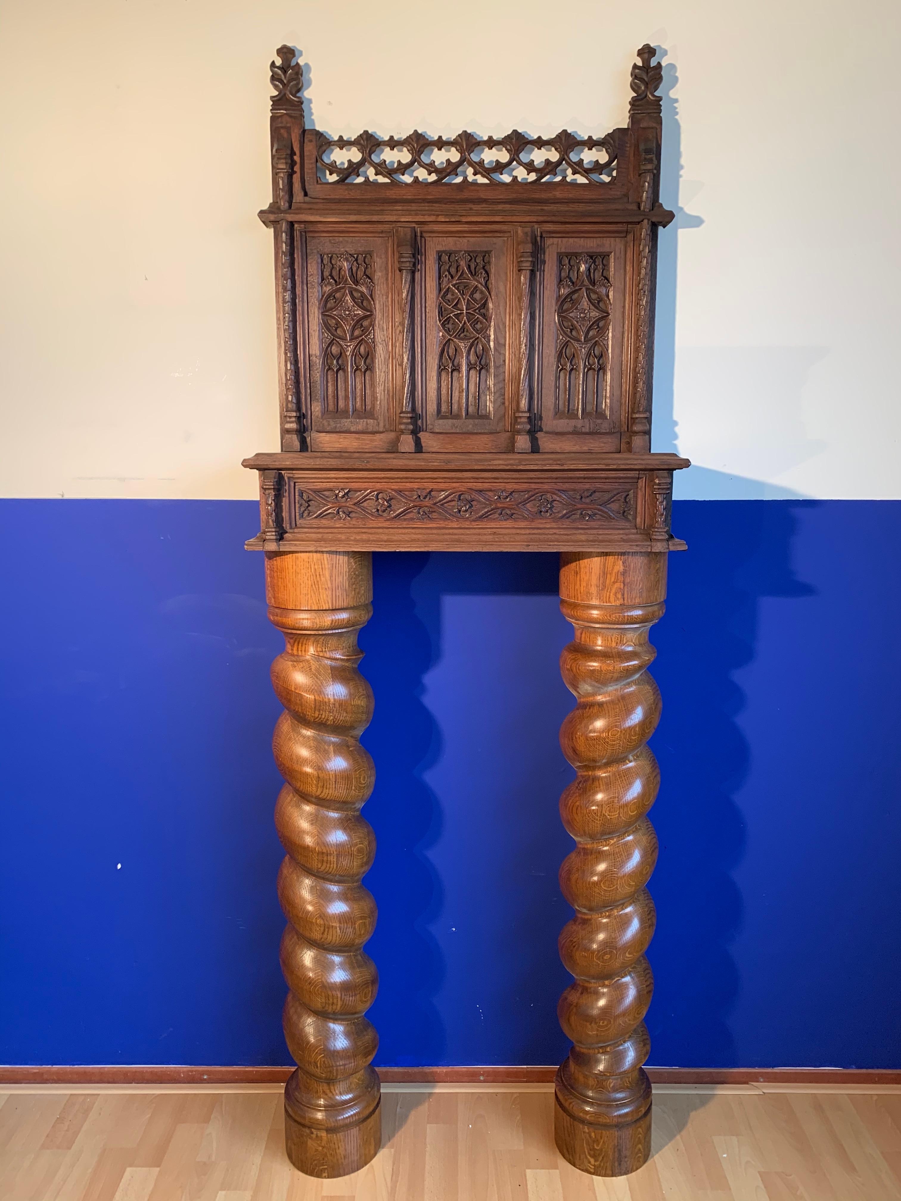 Early Antique Gothic Revival Church Altar / Shelf for Wall Mounting / Supporting In Good Condition In Lisse, NL